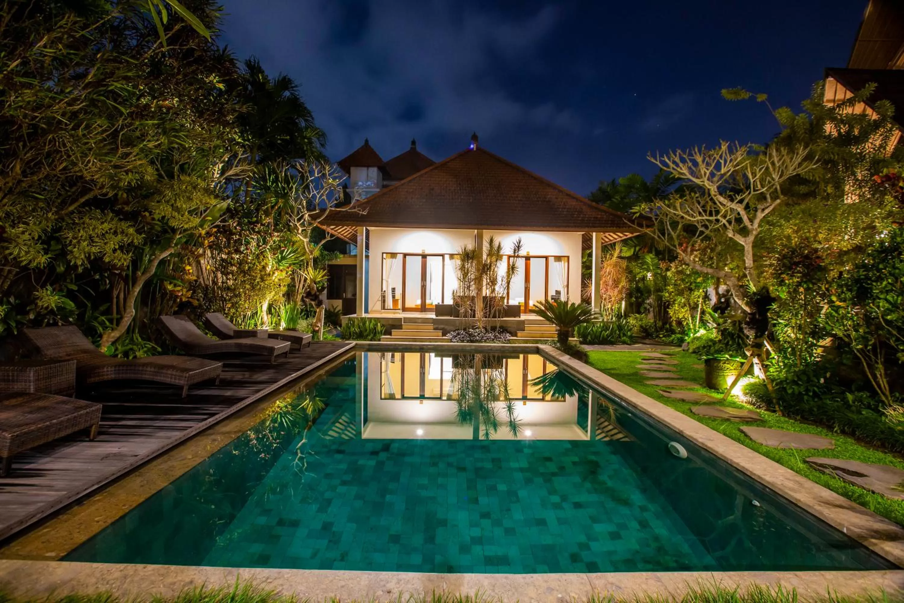 Superior Room with Pool View in Lili Cottage Ubud