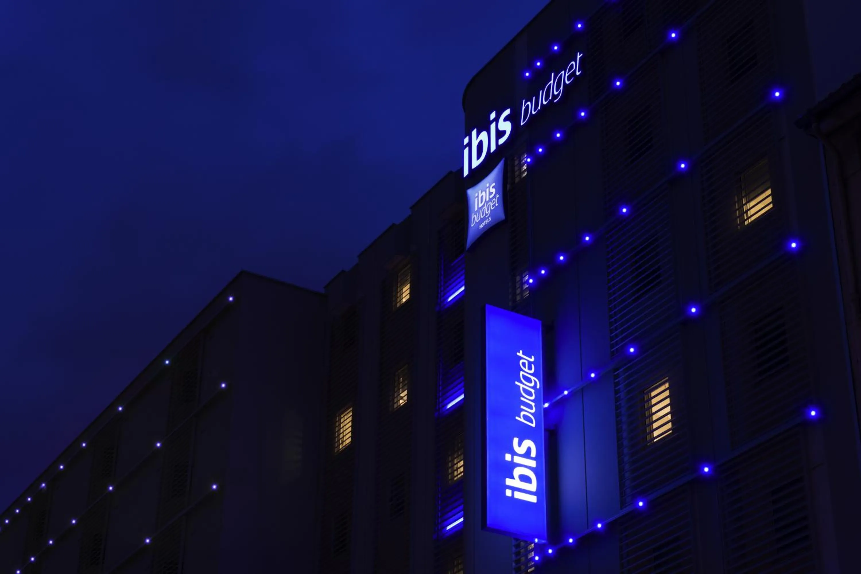 Facade/entrance in ibis budget Lyon Centre Confluence