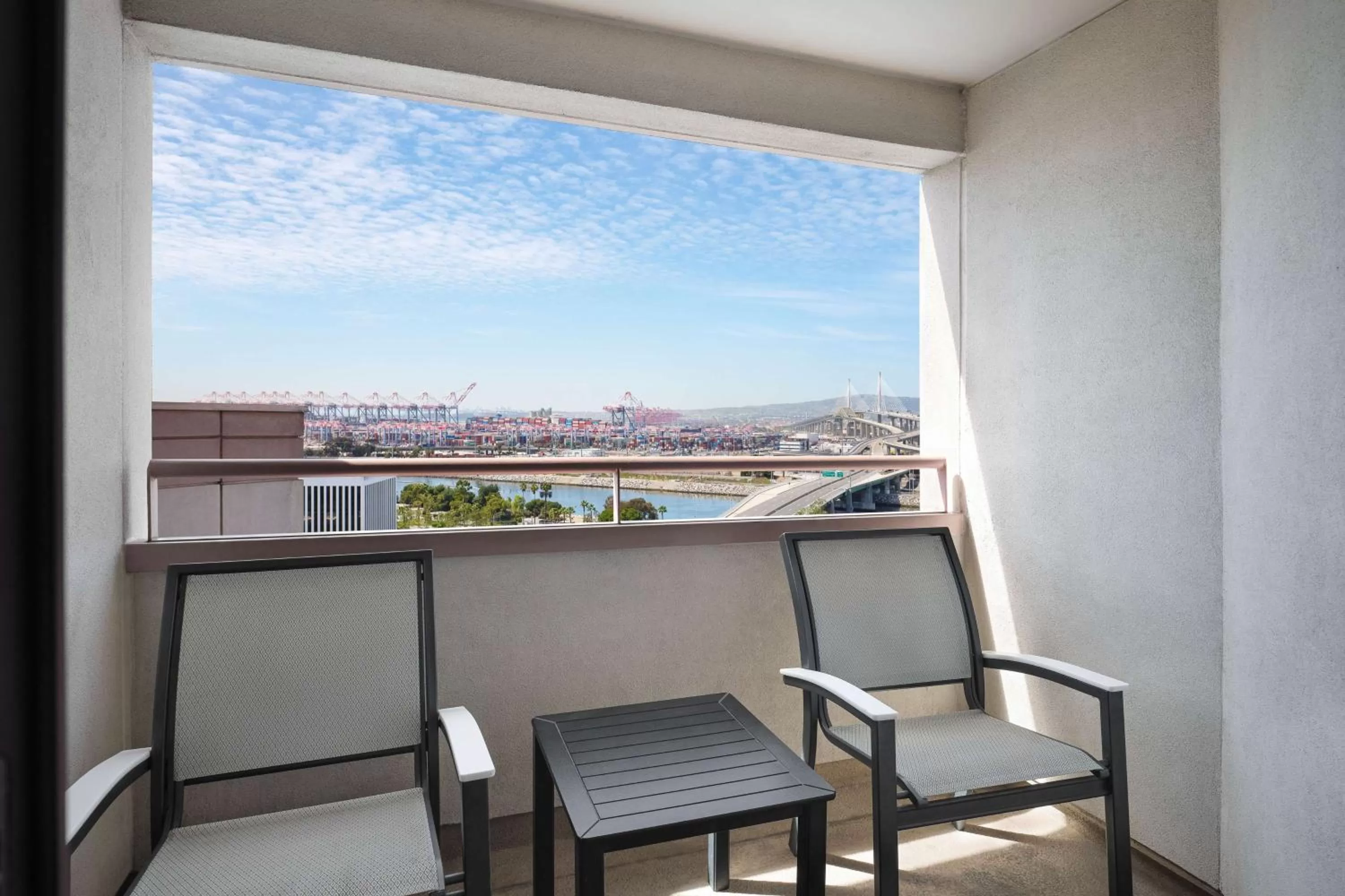 King Room with Balcony in Hilton Long Beach Hotel