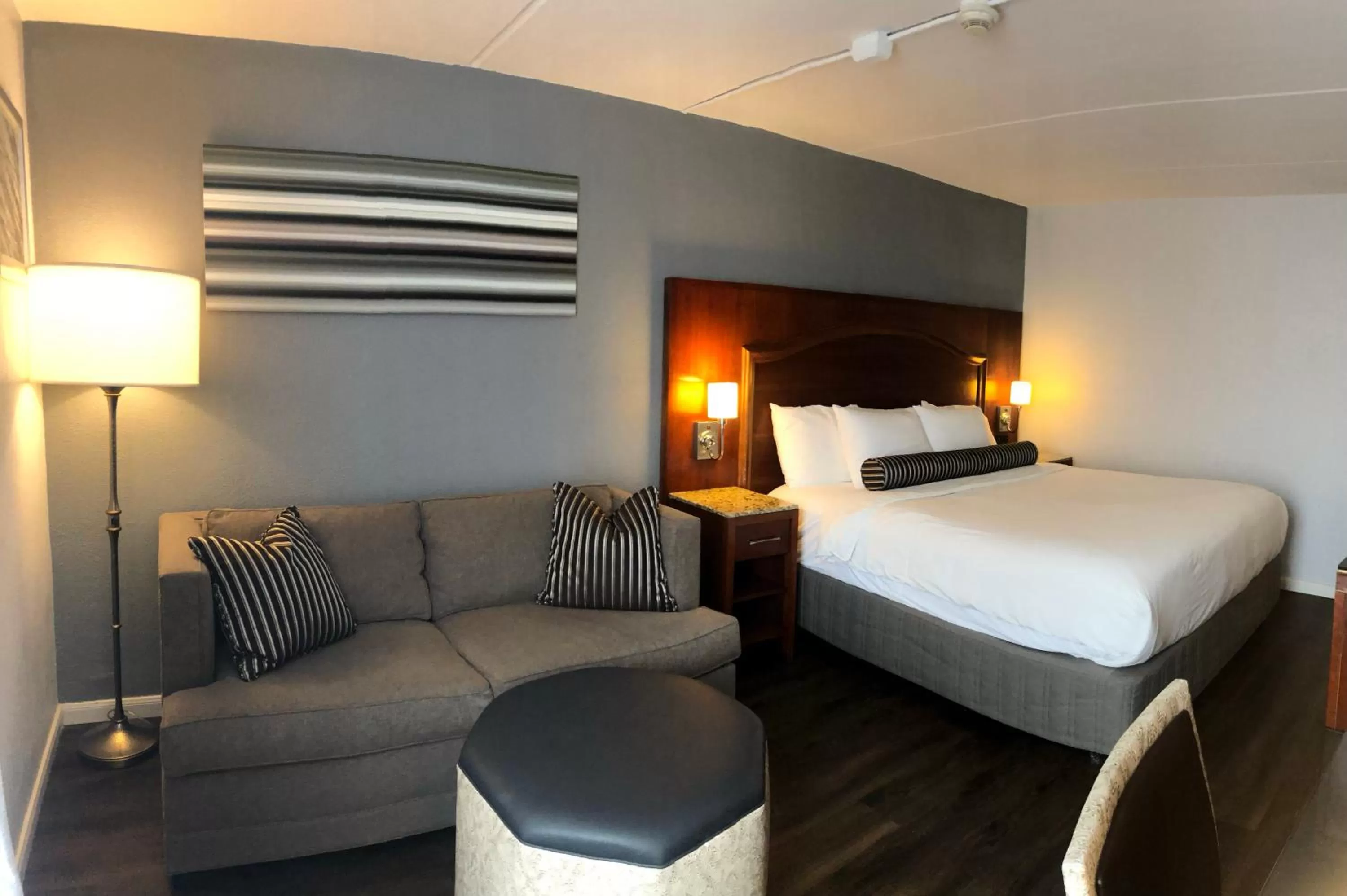 Single Room in The Grand Hotel Spindletop