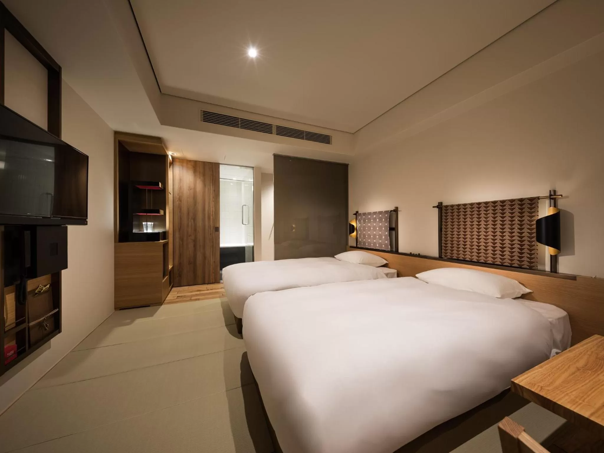 Superior Twin Room with Tatami Floor in Kyoto Granbell Hotel