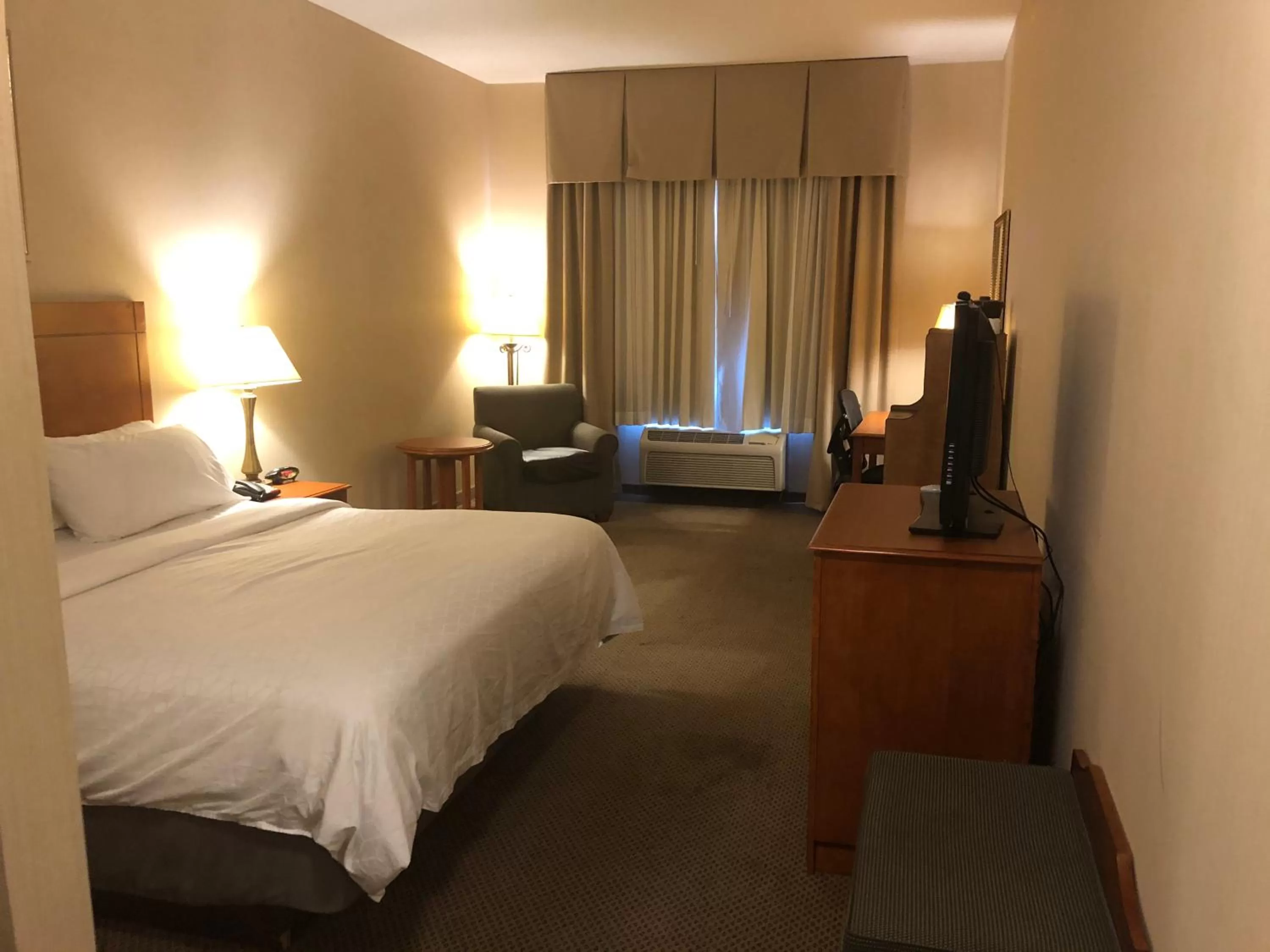 Holiday Inn Express Hotel & Suites Howell by IHG