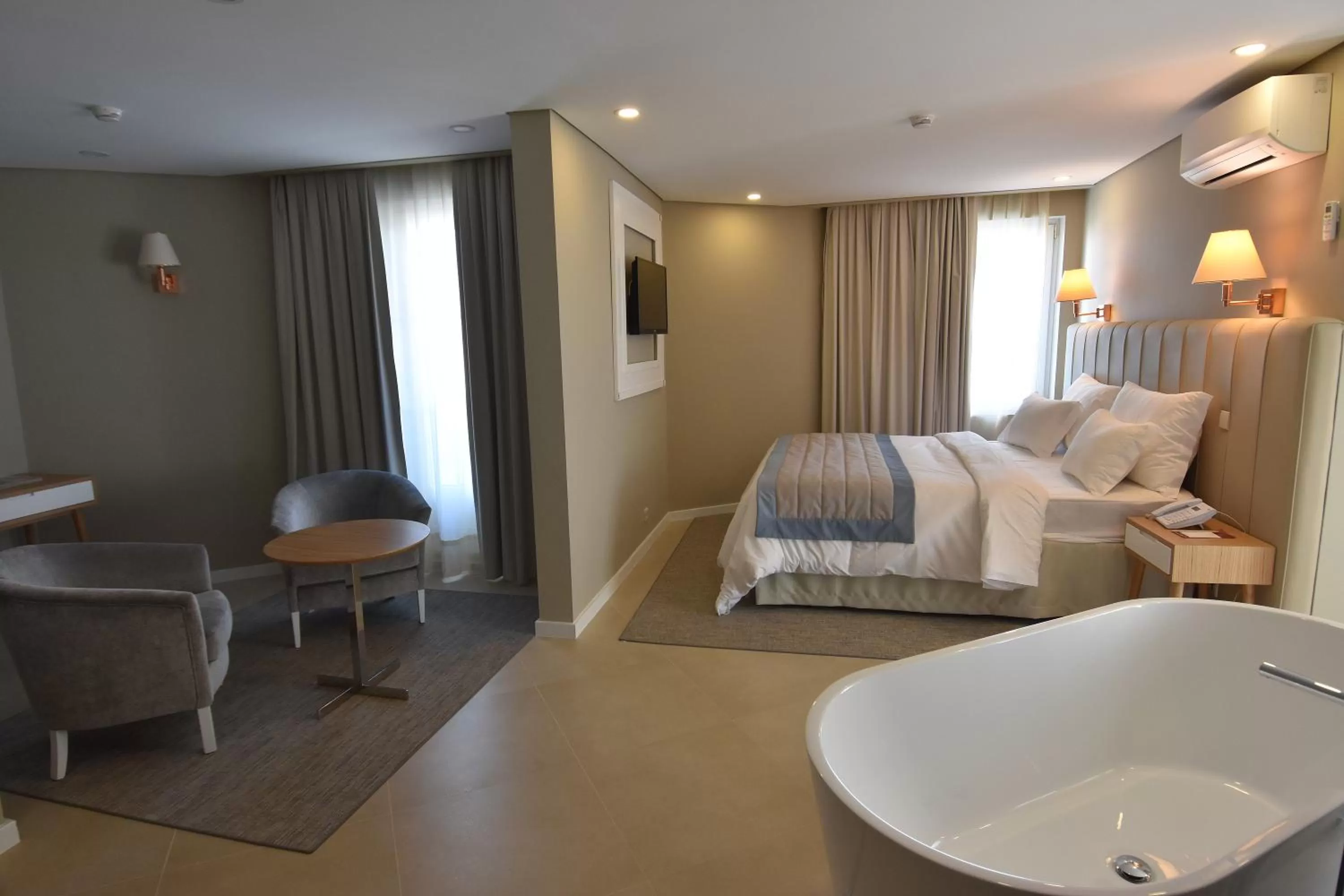  Double Room with Romantic Package in Hotel Suave Mar