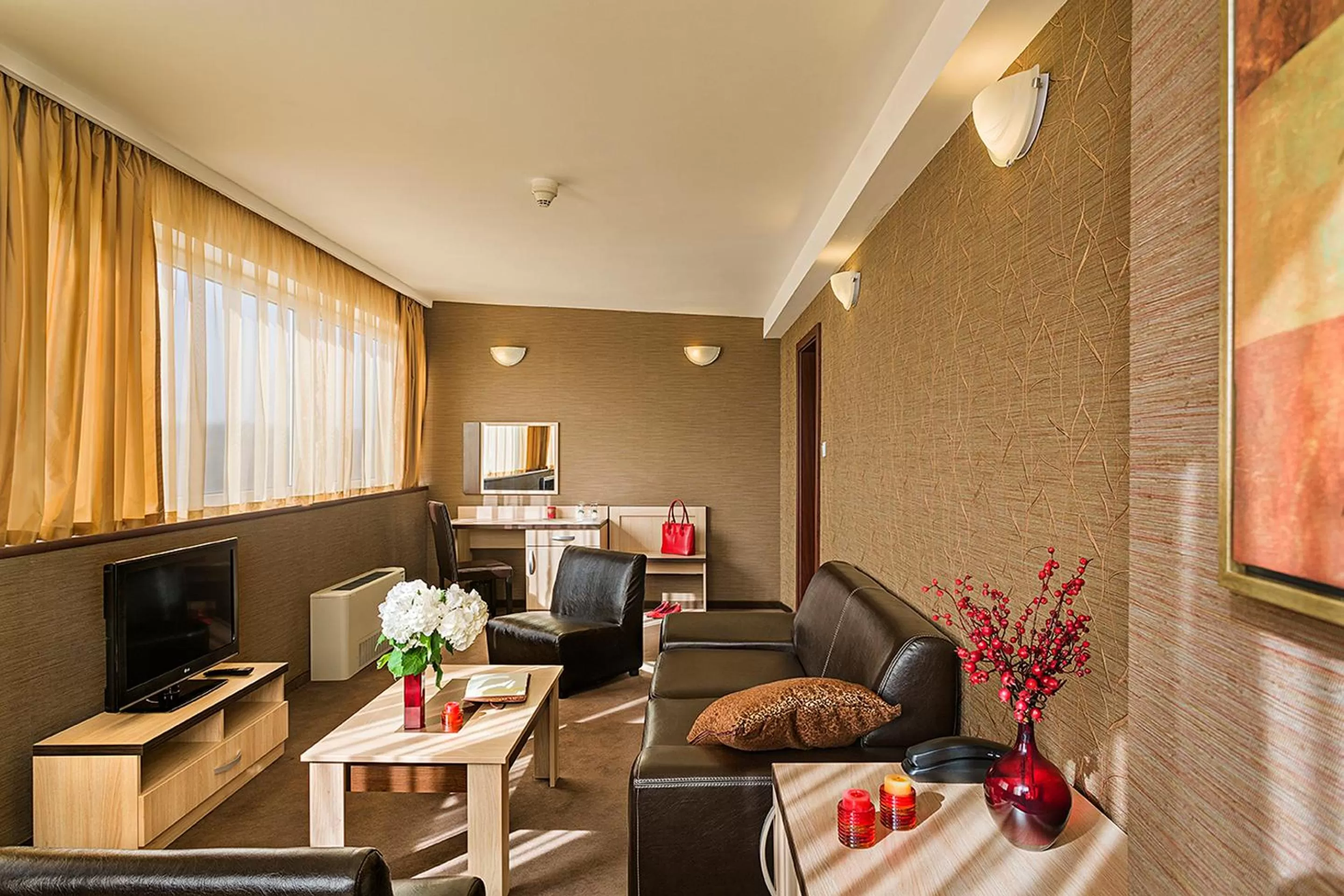 Panorama Suite with King size bed with free tea/coffee making facilities in Park Hotel Moskva
