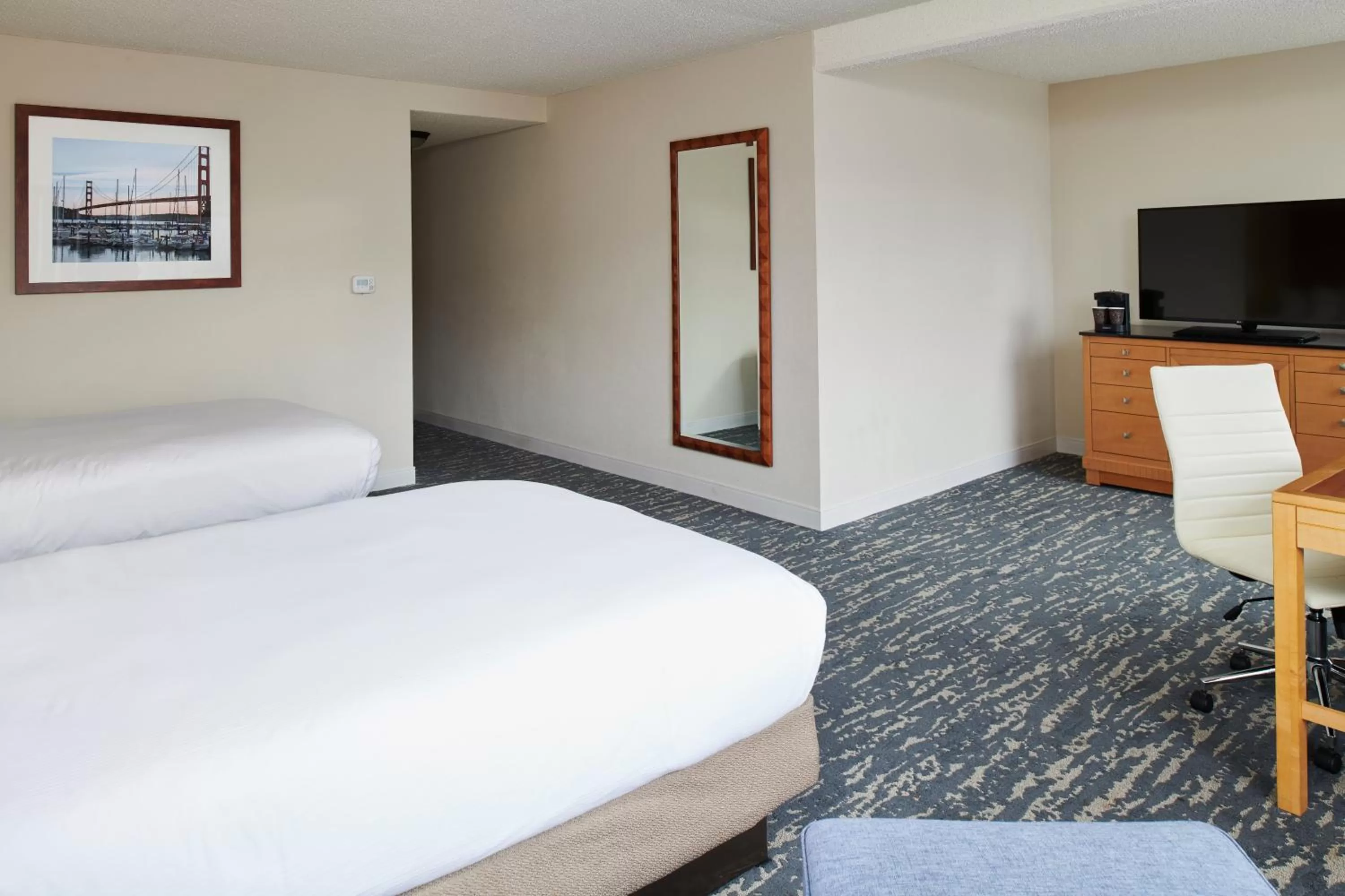 Double Room with Two Double Beds - Hearing Accessible  in DoubleTree by Hilton Hotel Berkeley Marina
