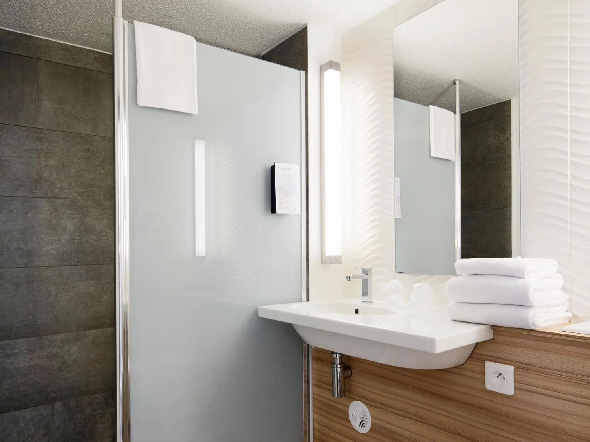 Standard Double Room in Campanile Le Mans - Arnage