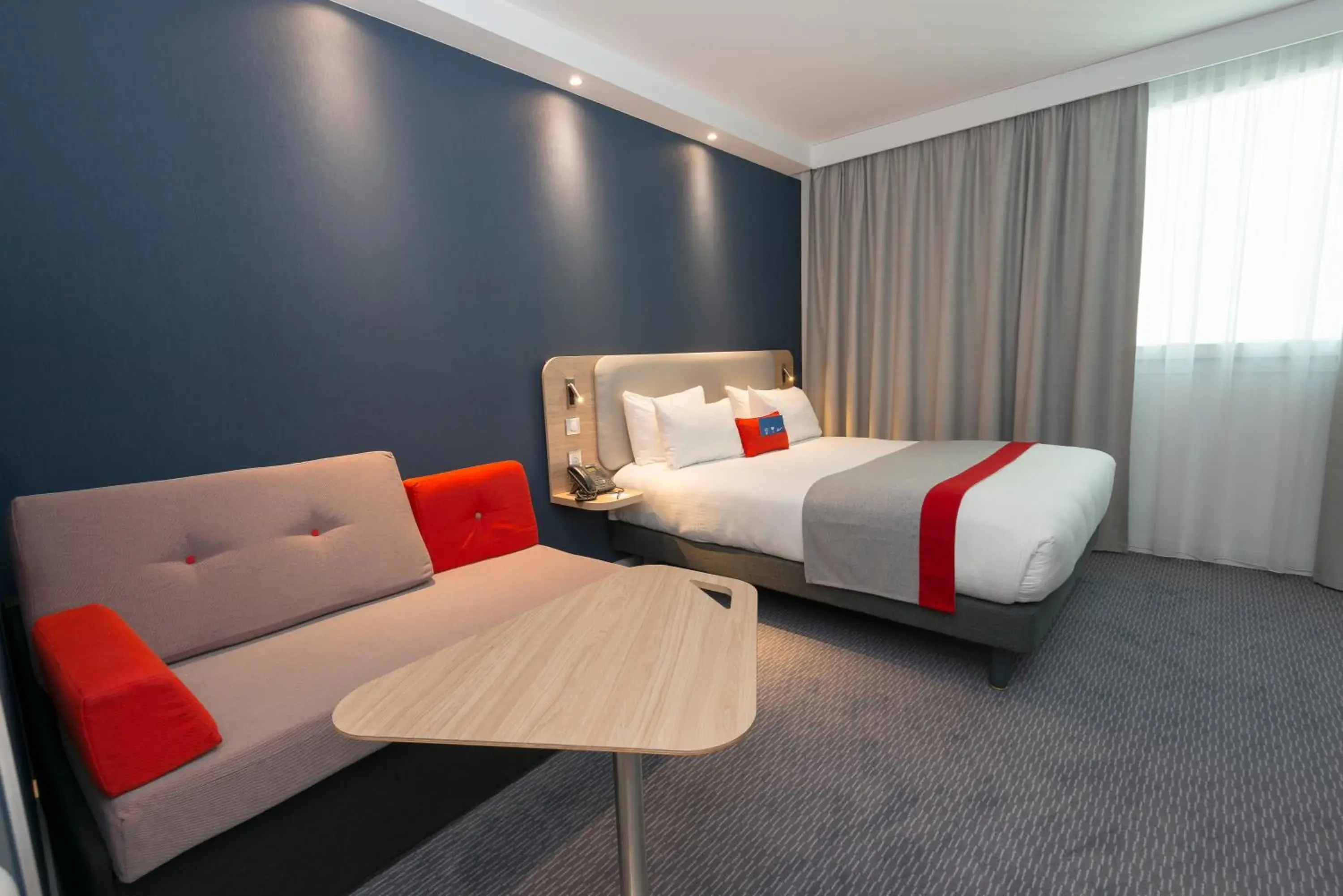 Holiday Inn Express Paris - Velizy by IHG Holiday Inn Express Paris - Velizy by IHG