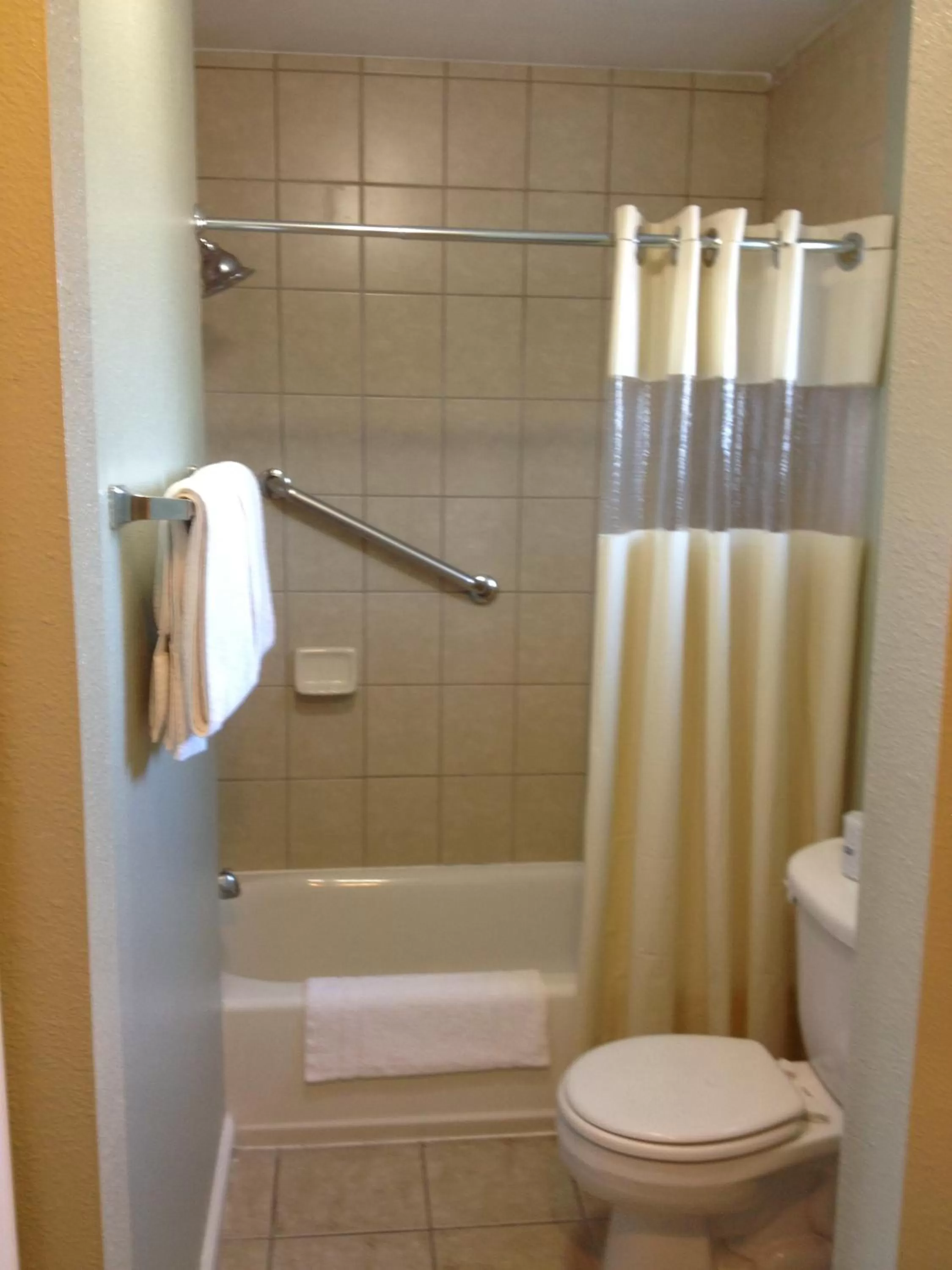 Family Suite in Blue Seal Inn