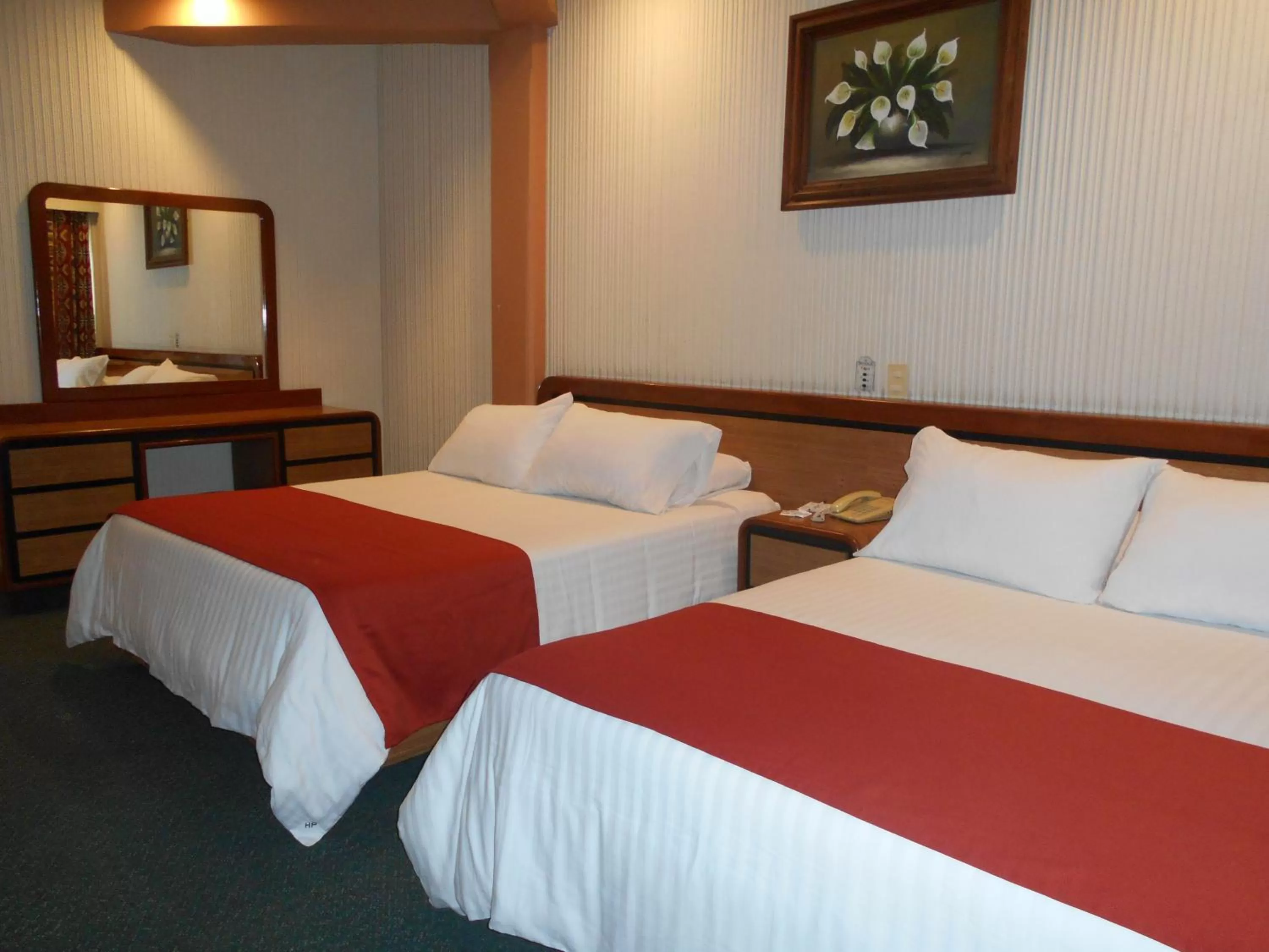 Twin Room in Hotel Puente Real