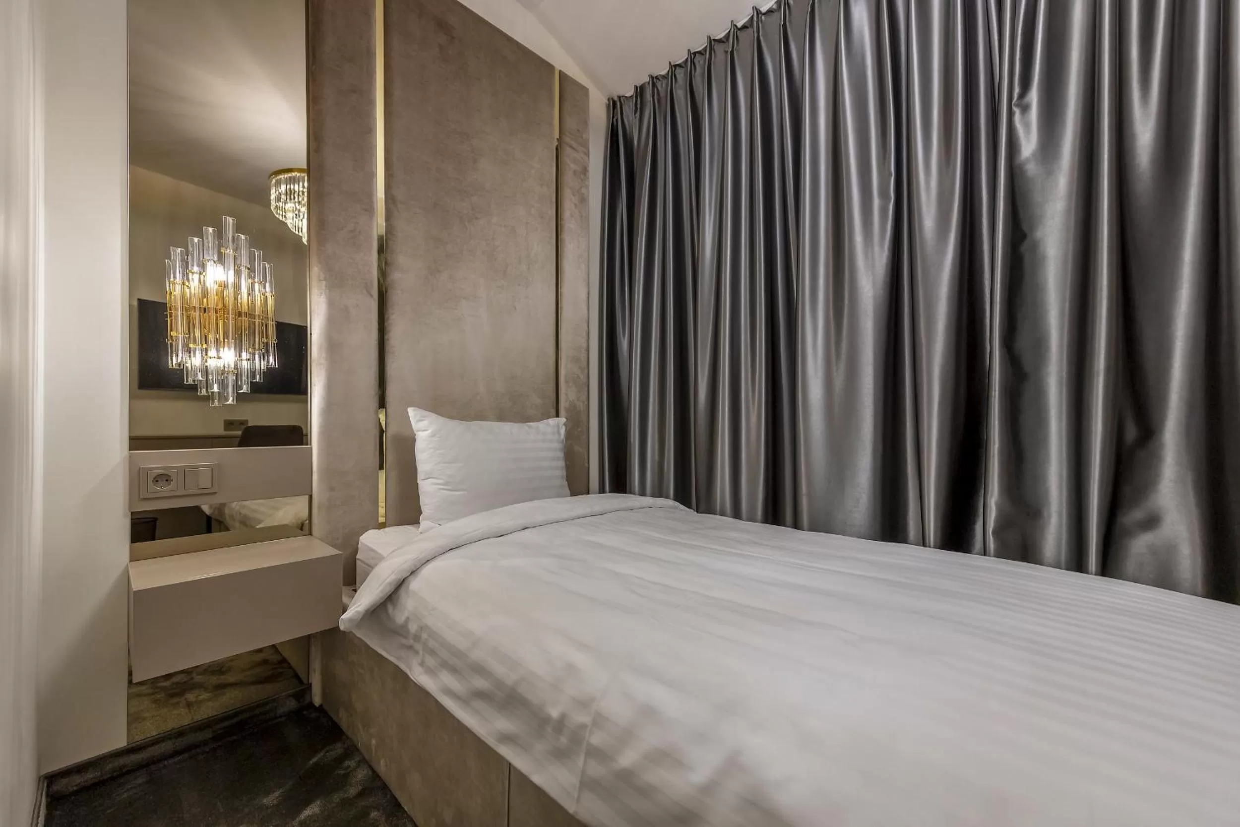 Single Room in St Palace Hotel