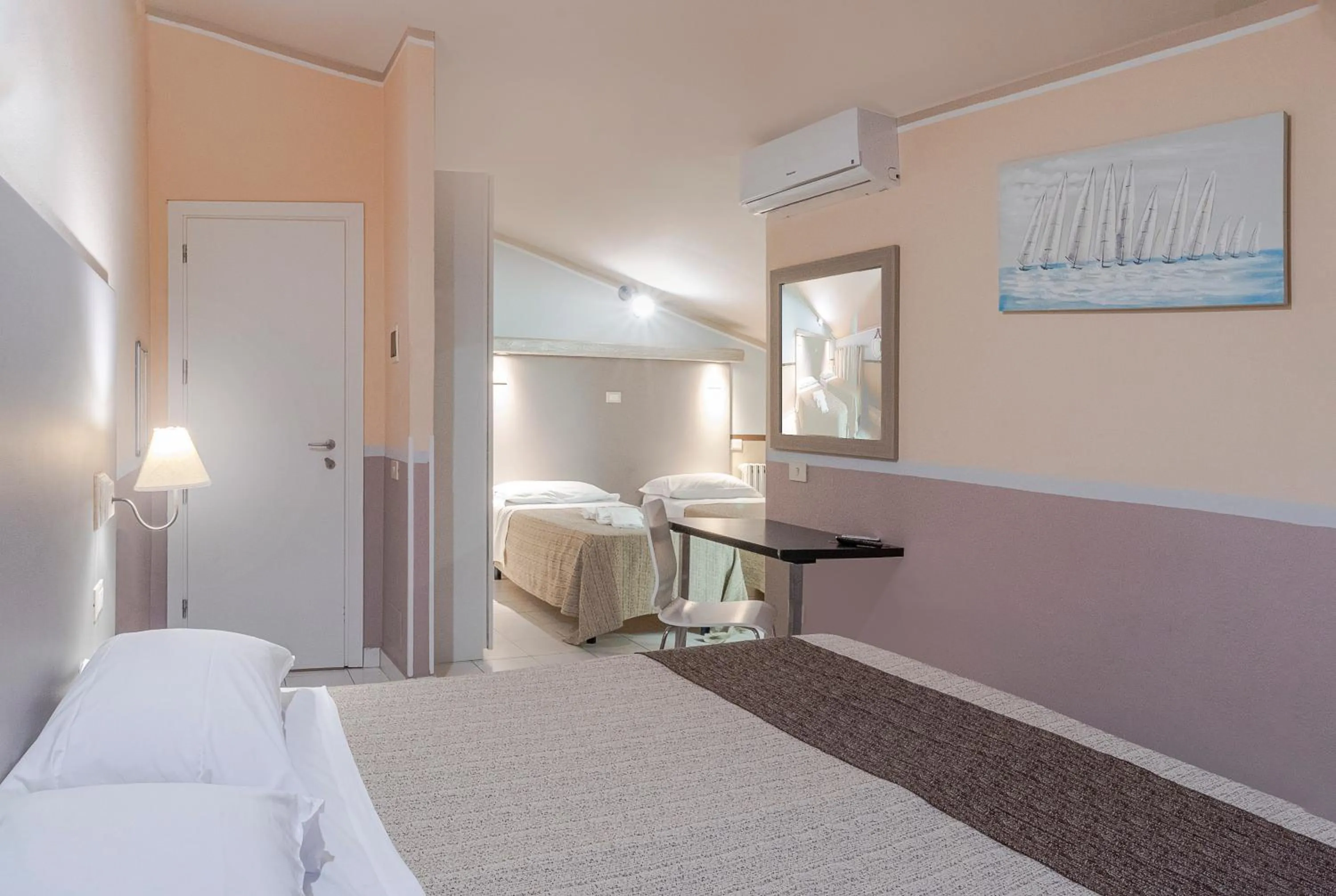 Quadruple Room in Albergo Serena