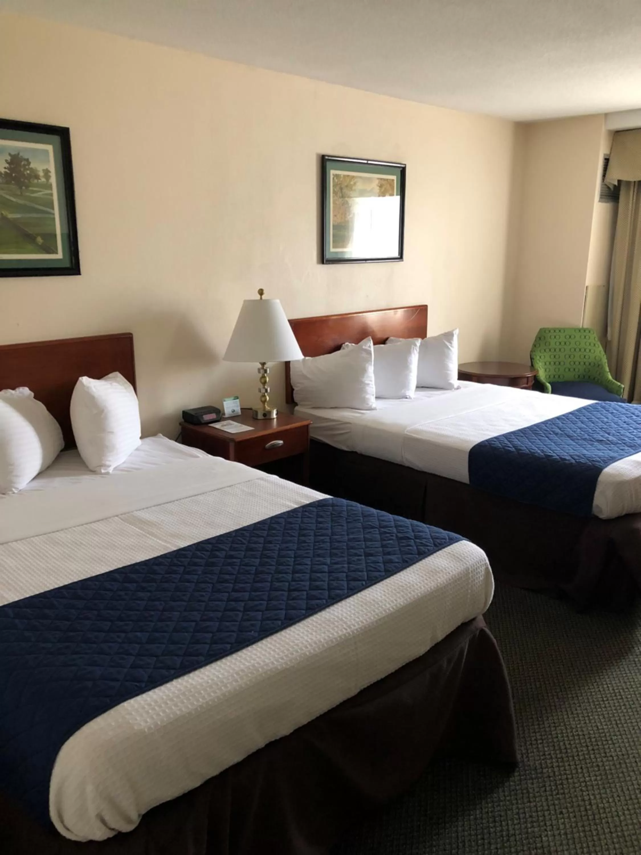 Double Room with Two Double Beds in Capital Plaza Hotel