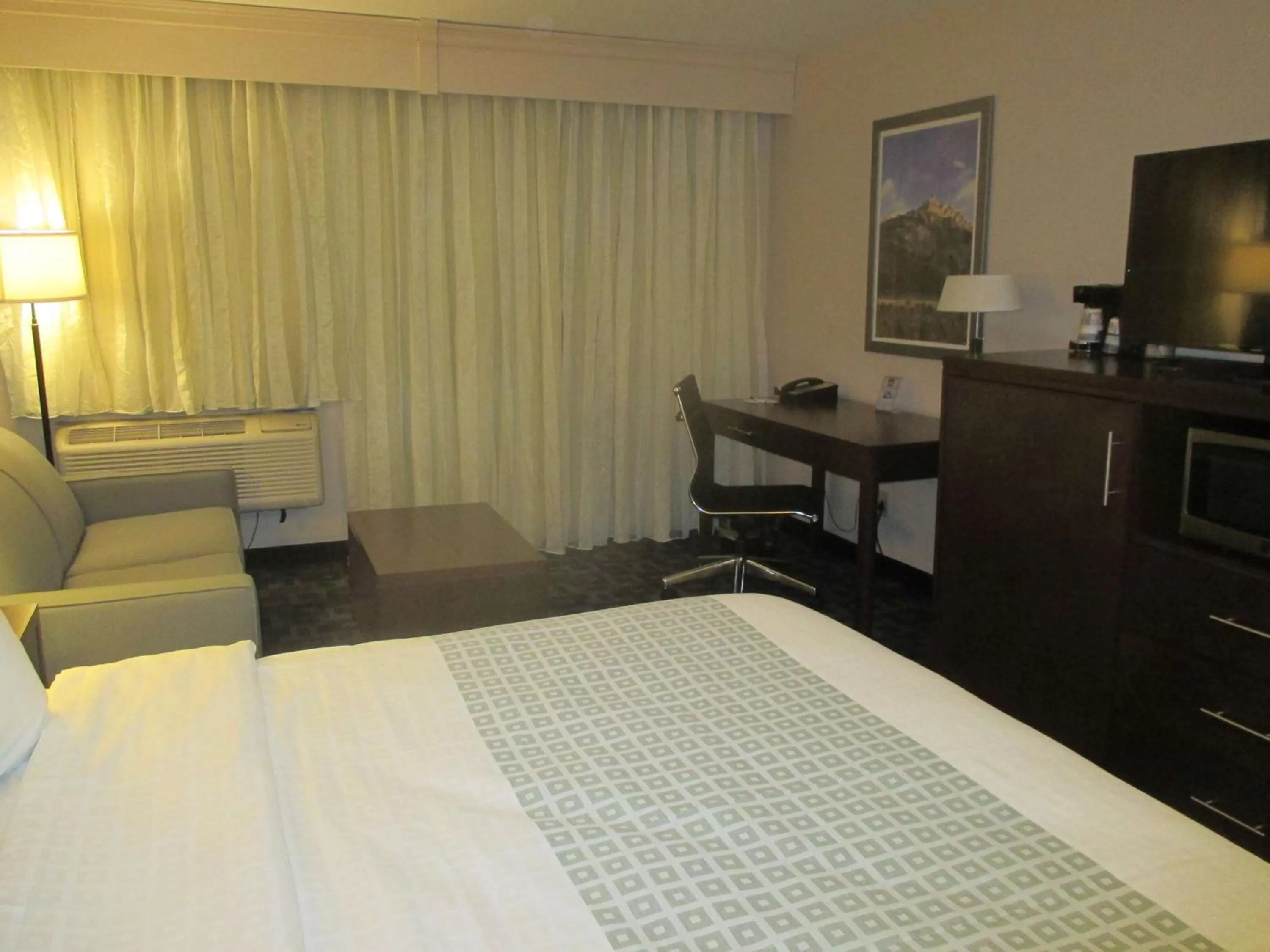 King Room - Non-Smoking in Best Western Benton Harbor – St. Joseph