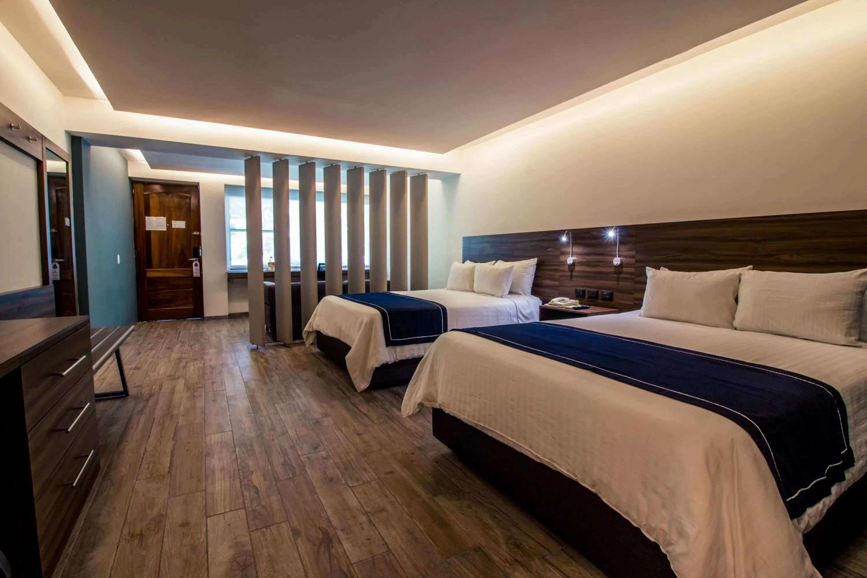 Junior Suite with Two Double Beds in Mision De Los Angeles