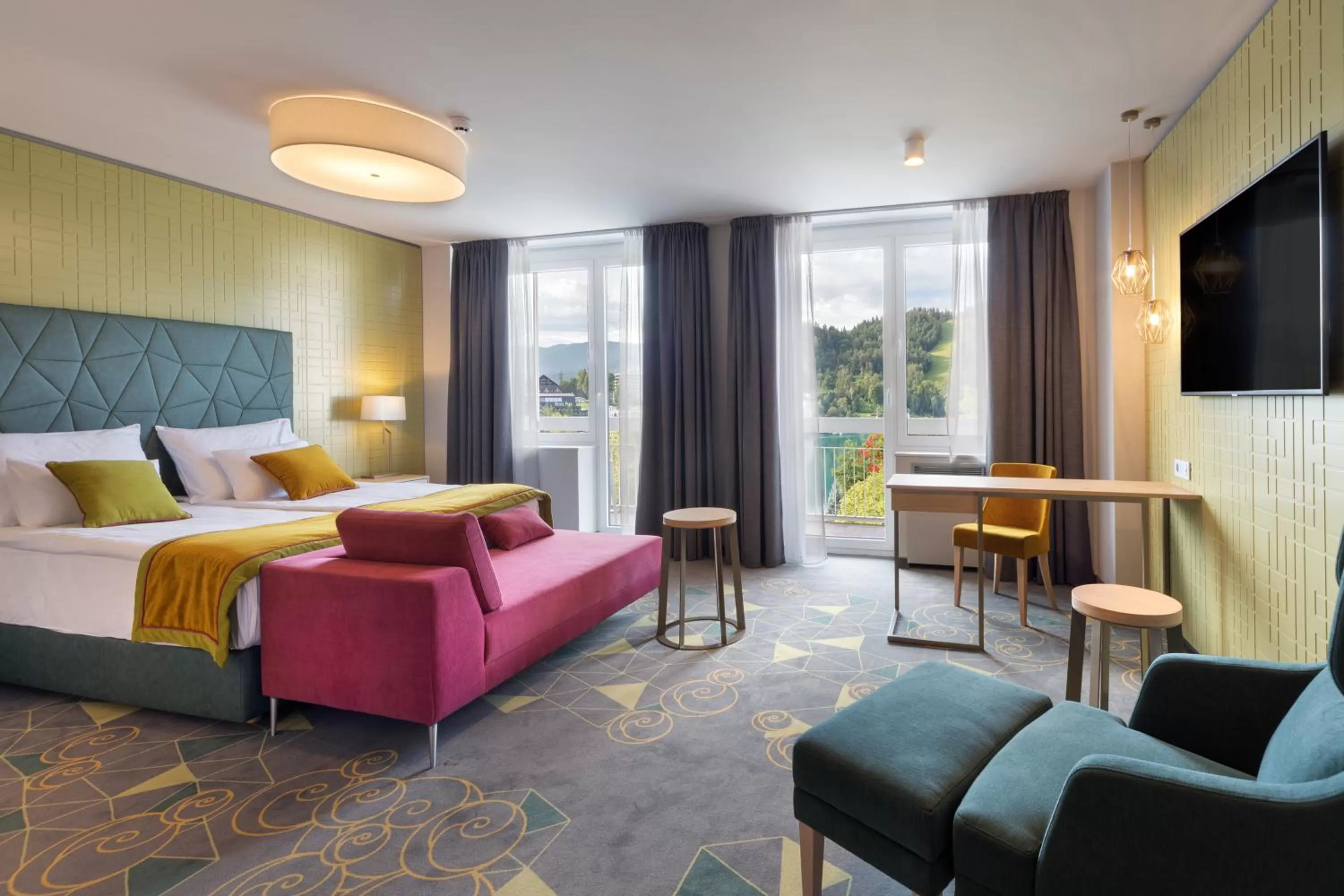 Superior Double Room with Balcony - Lake Side in Bled Rose Hotel