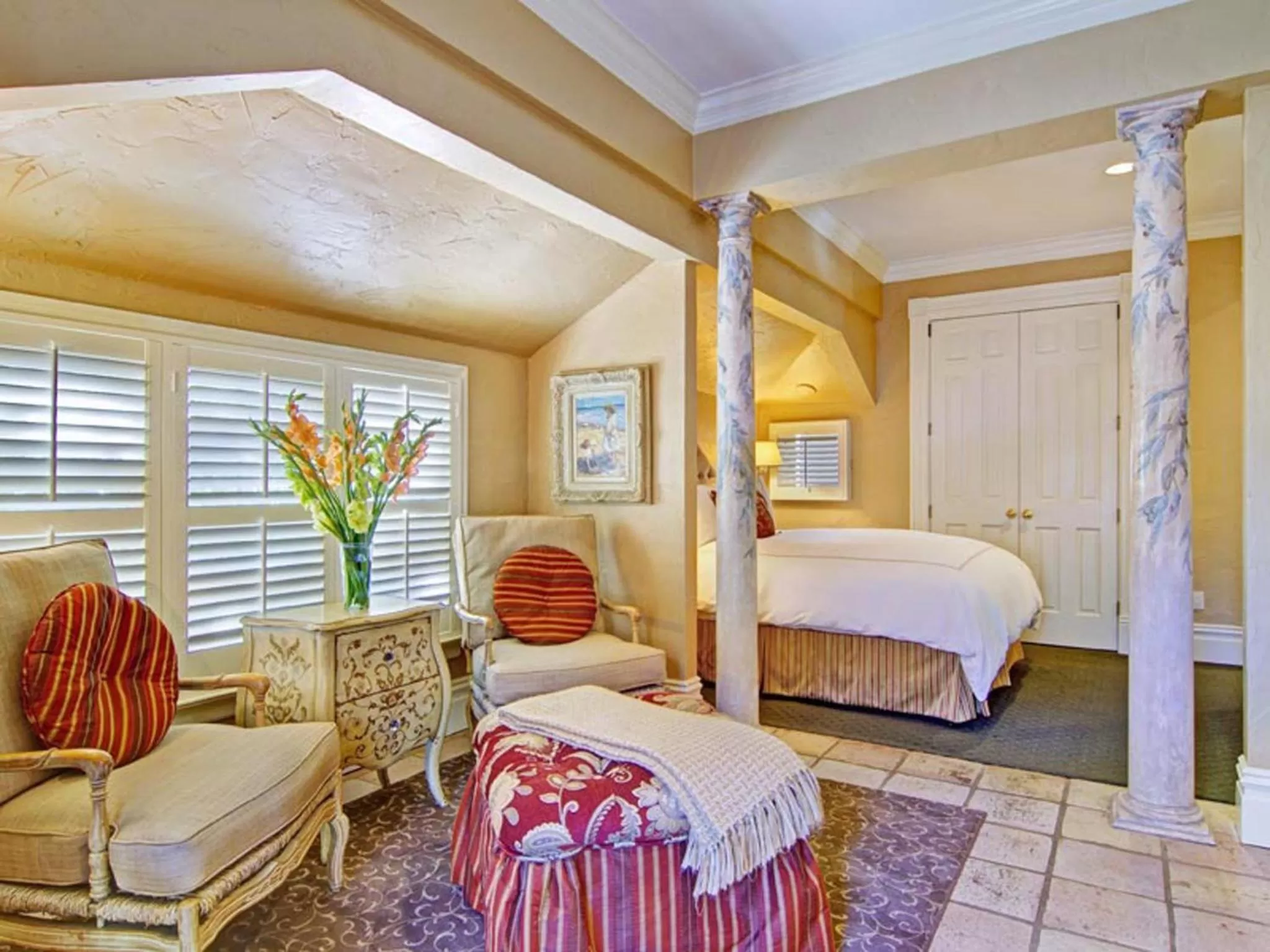 Deluxe Queen Suite - Cote D'Azur in Inn at Depot Hill