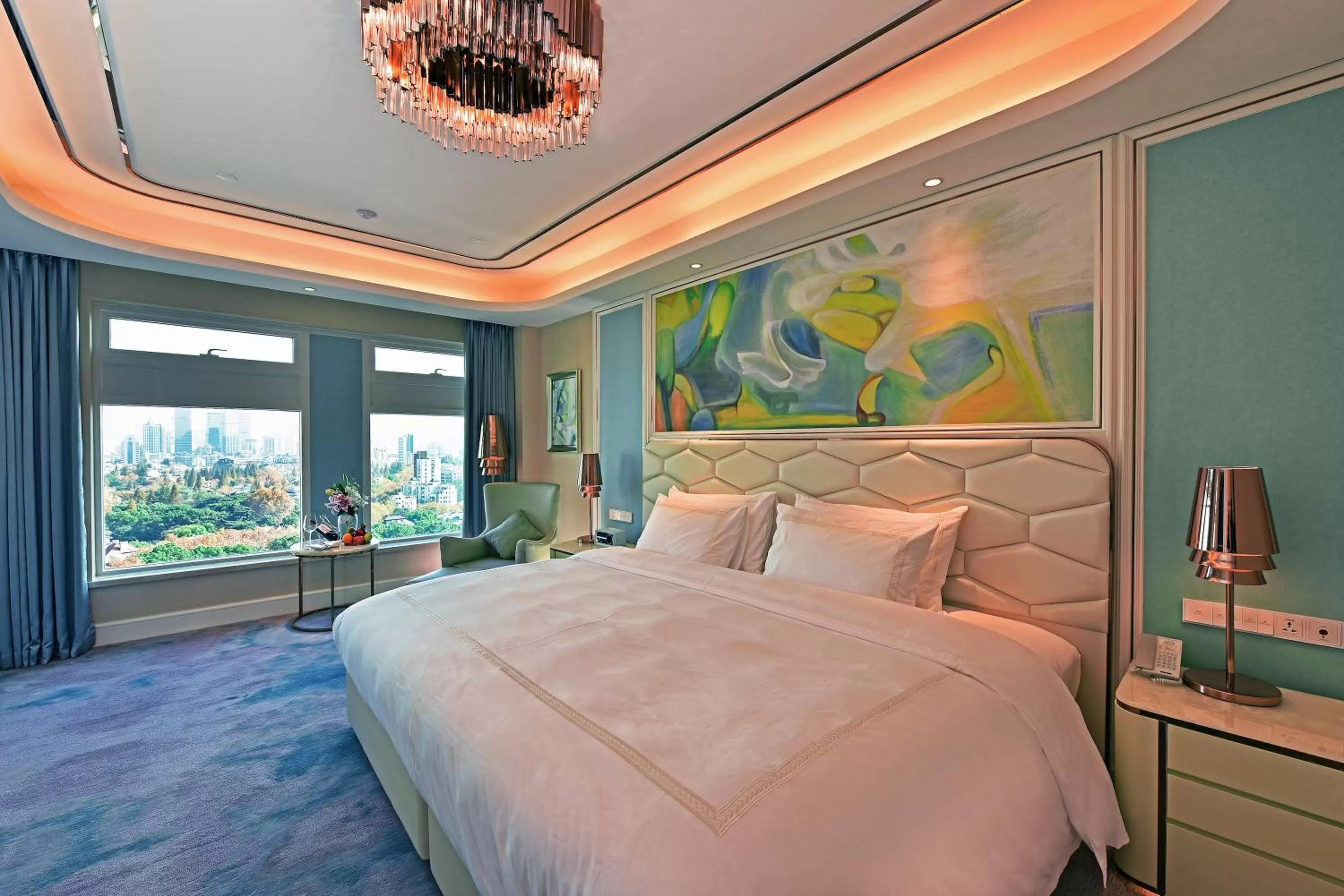 Collection Business Class Room in Radisson Collection Hotel, Xing Guo Shanghai