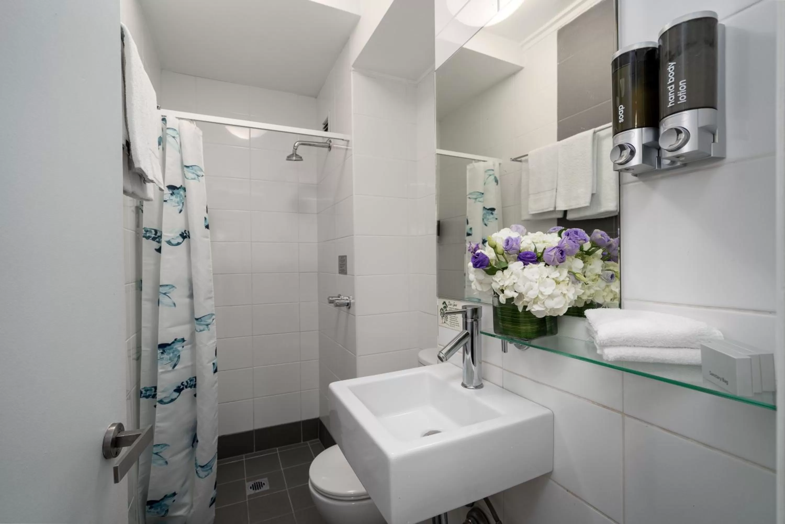 Standard Triple Room in Park Regis City Centre