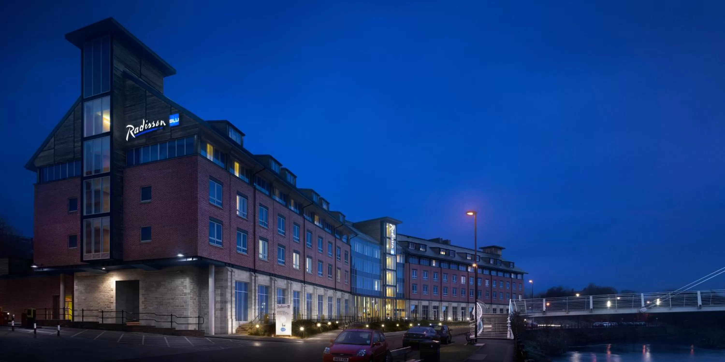 Facade/entrance in Radisson Blu Hotel, Durham