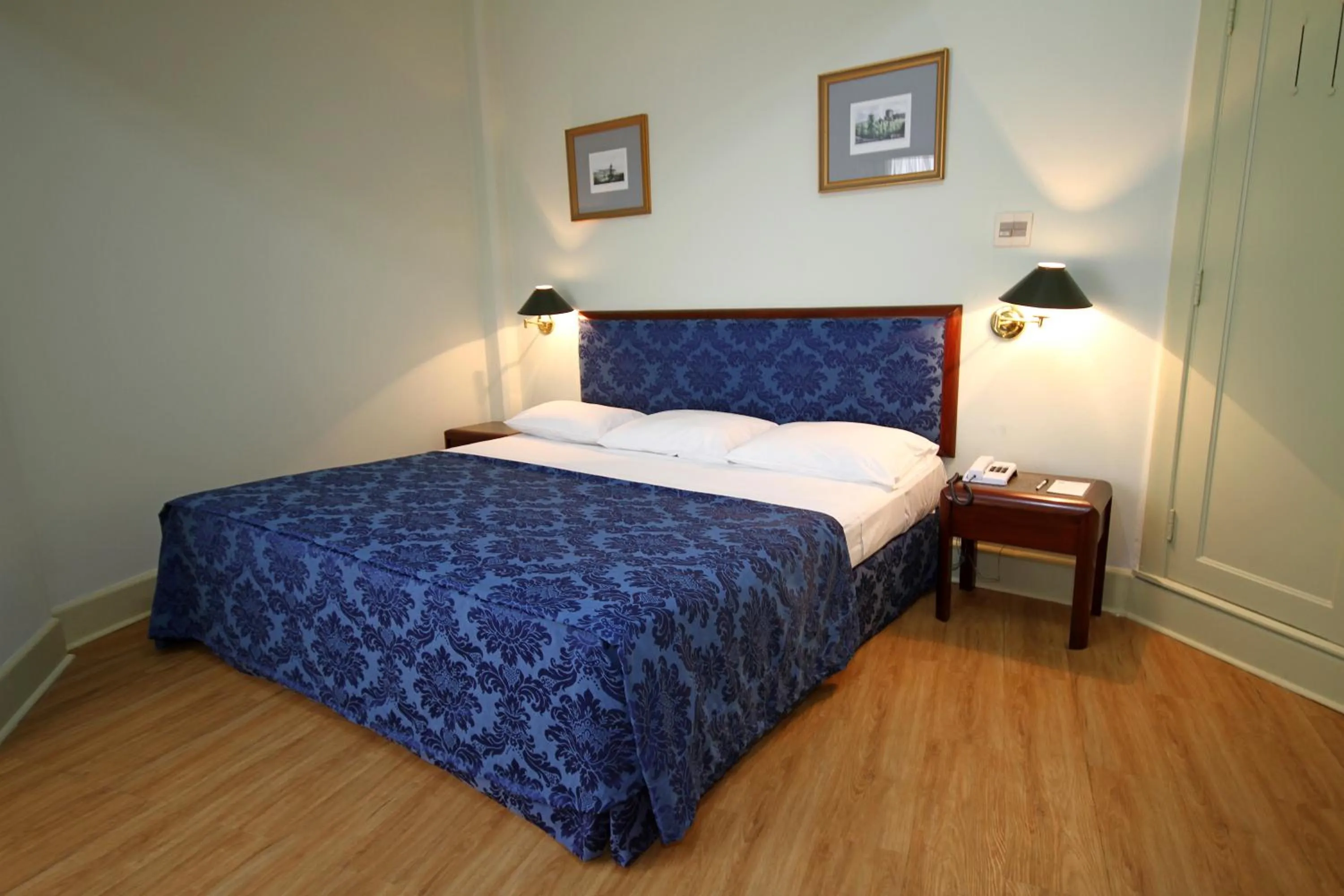 Superior Suite - single occupancy in San Raphael Hotel