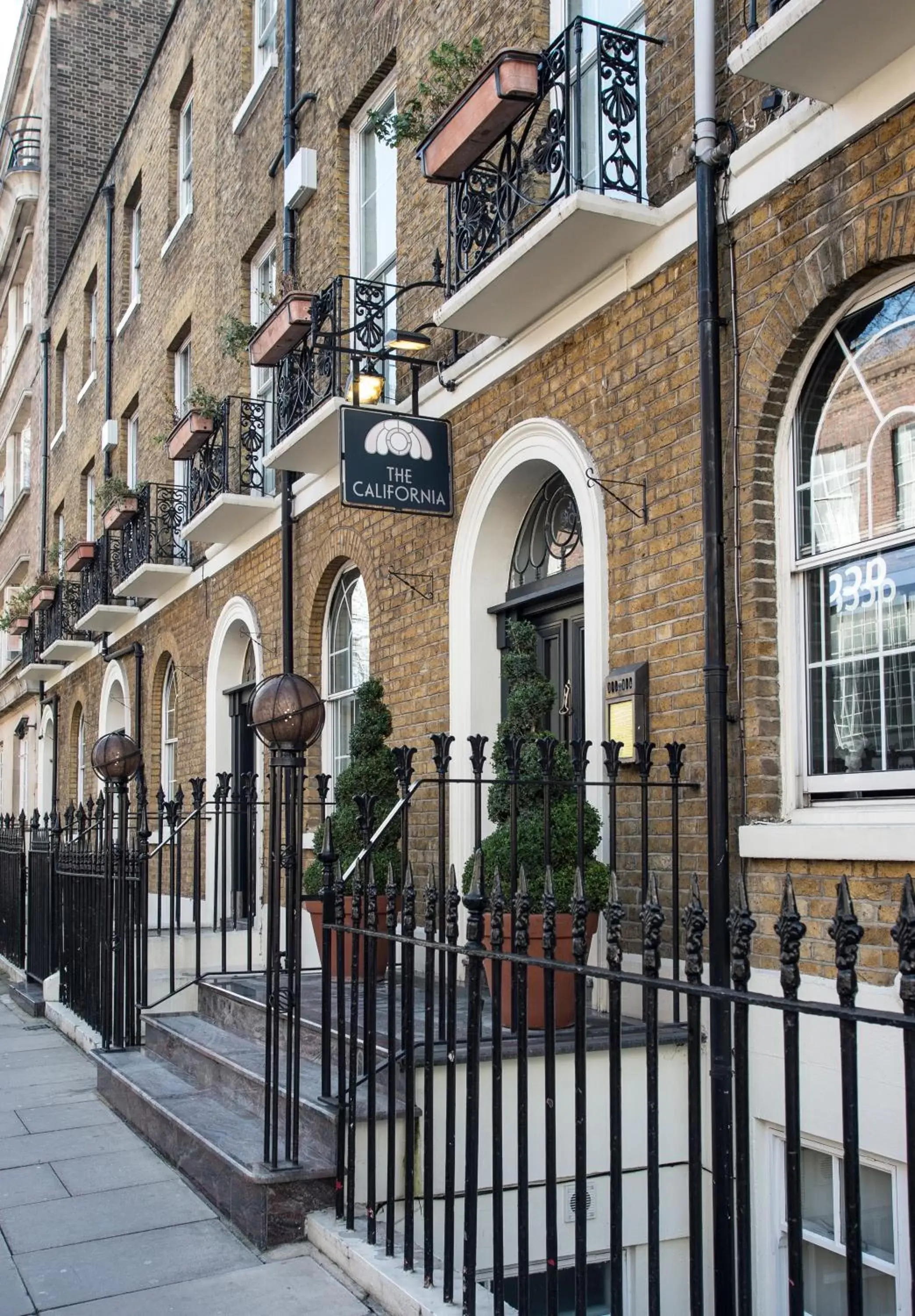 The California - London Kings Cross The California - London Kings Cross
