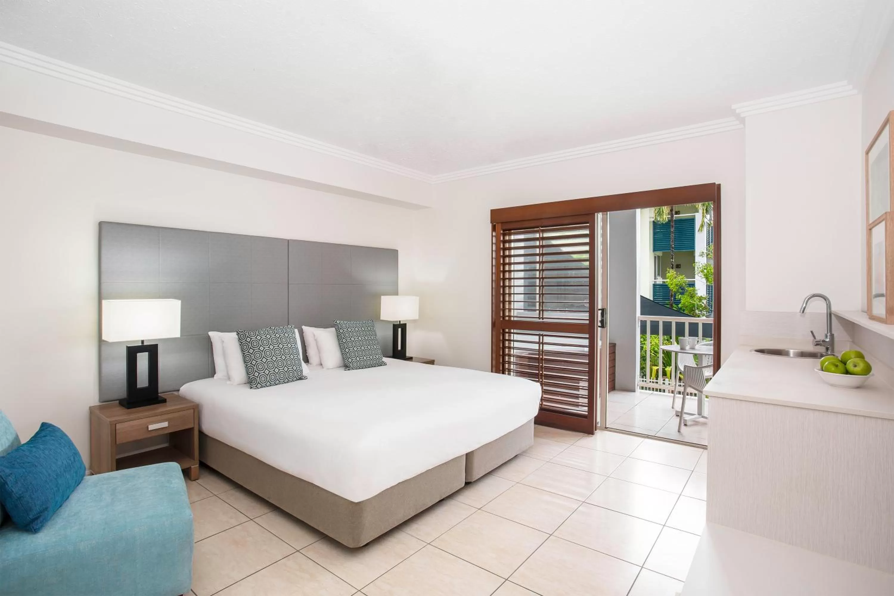 Spa Room in Mantra Aqueous on Port