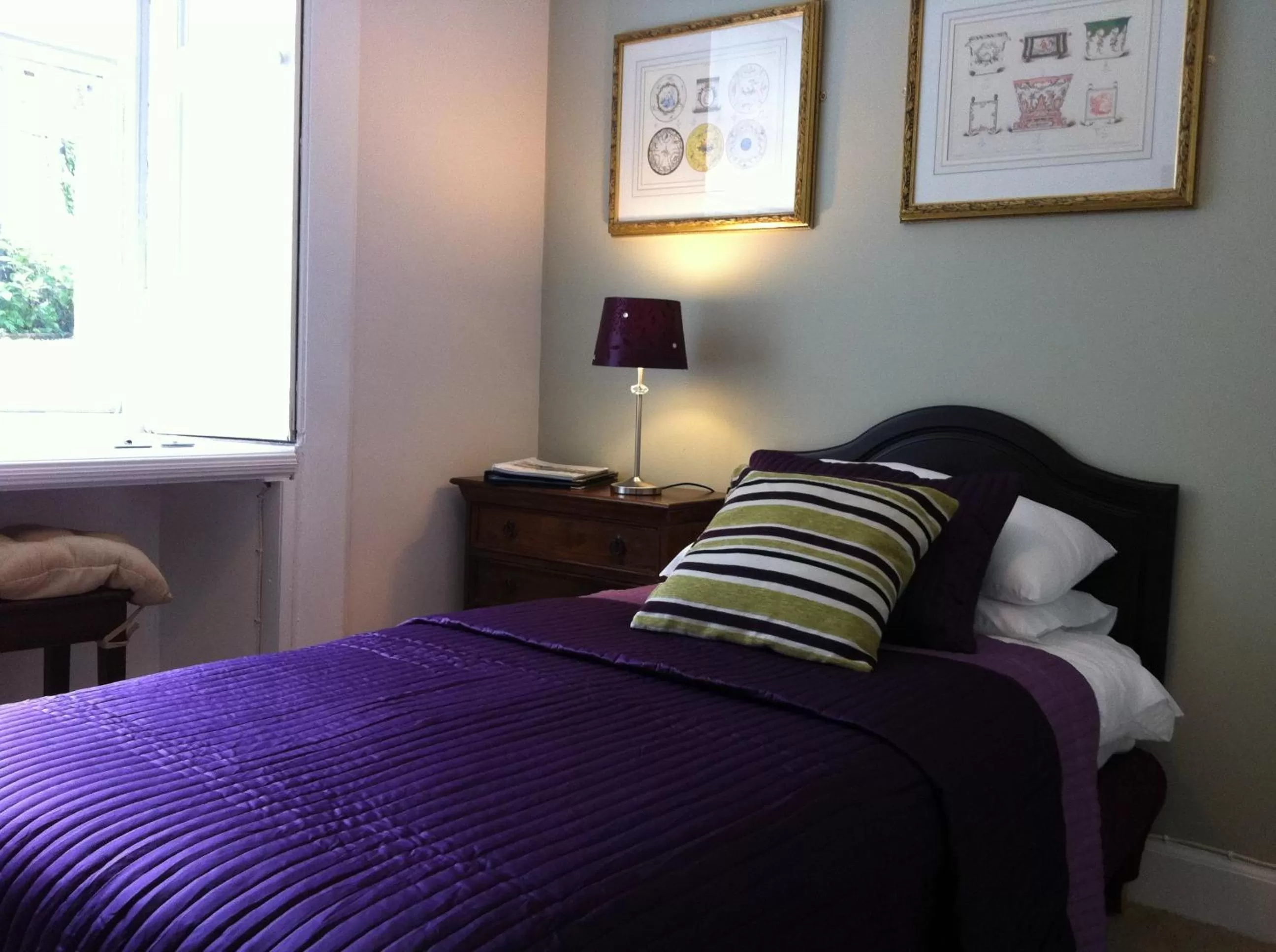 Single Room in Thistle Hotel