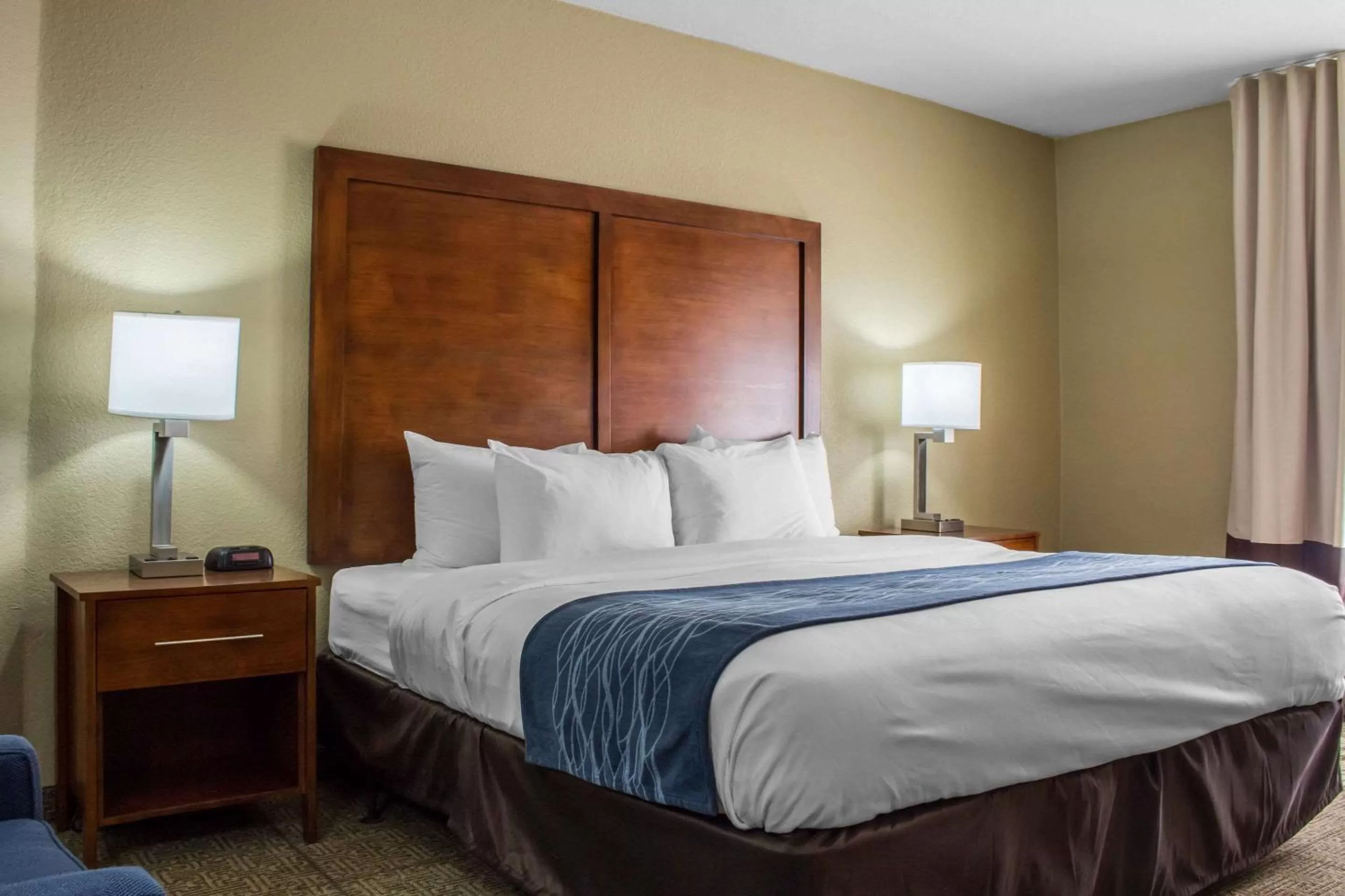 King Room - Non-Smoking in Comfort Inn & Suites North Glendale and Peoria