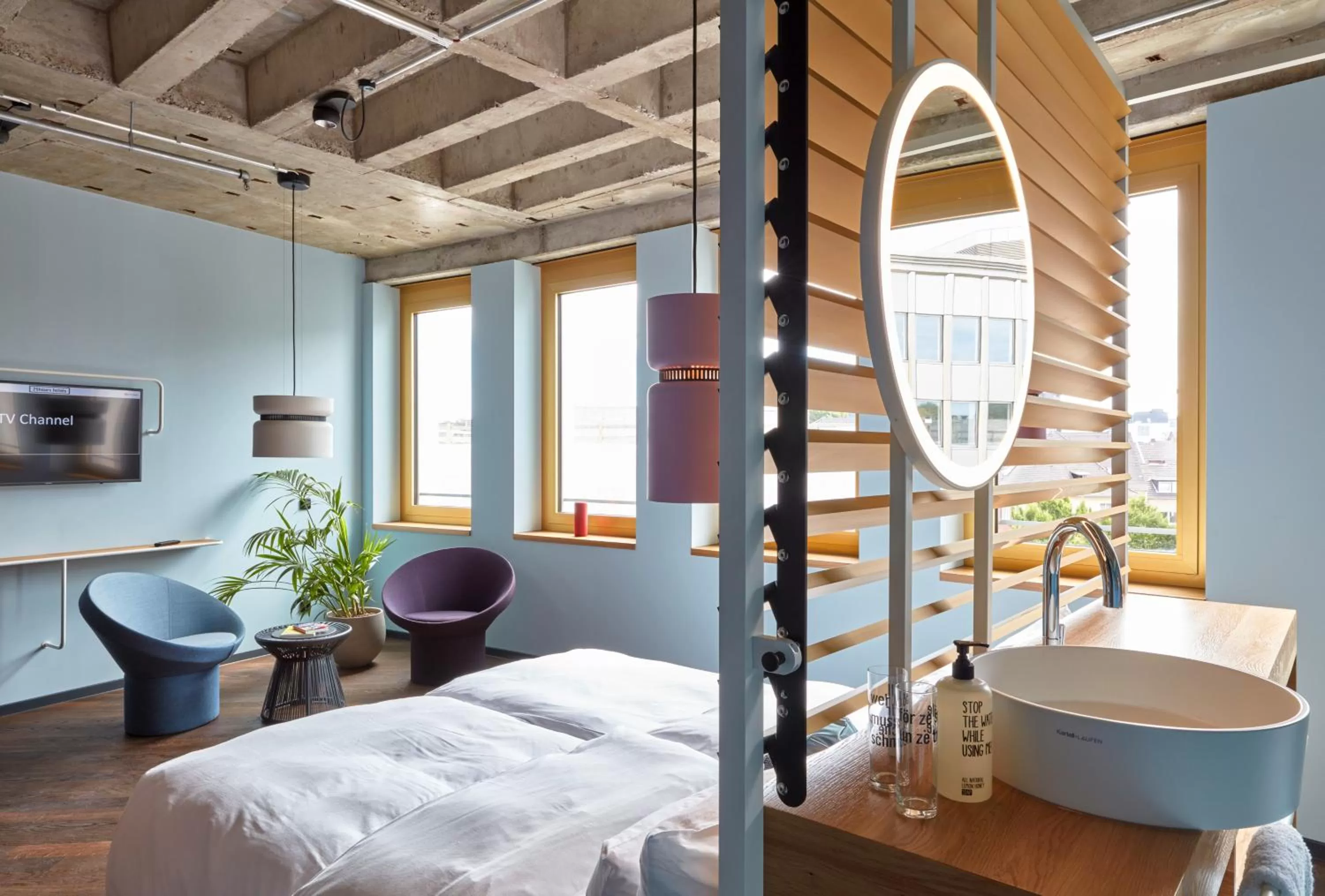 Extra Large in 25hours Hotel The Circle