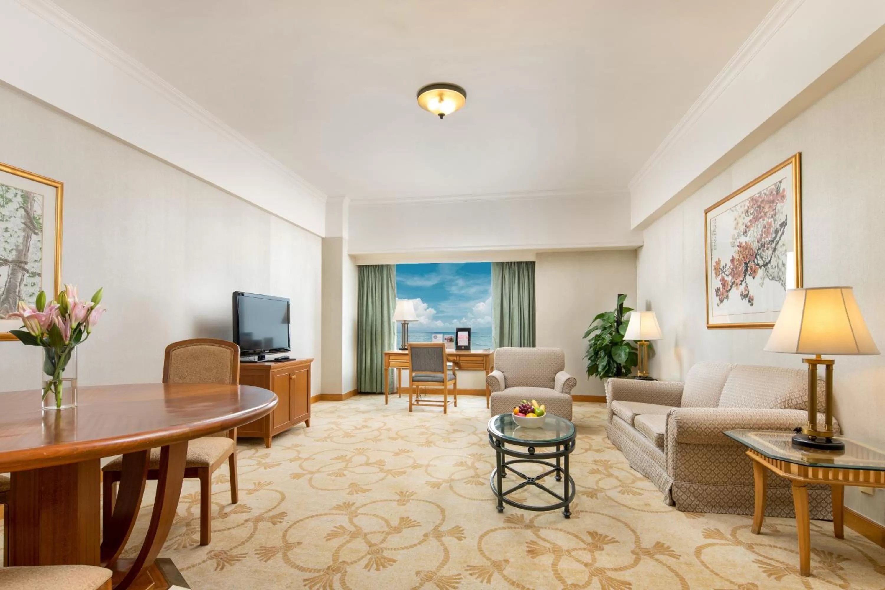 Executive Suite in Shangri-La Beihai