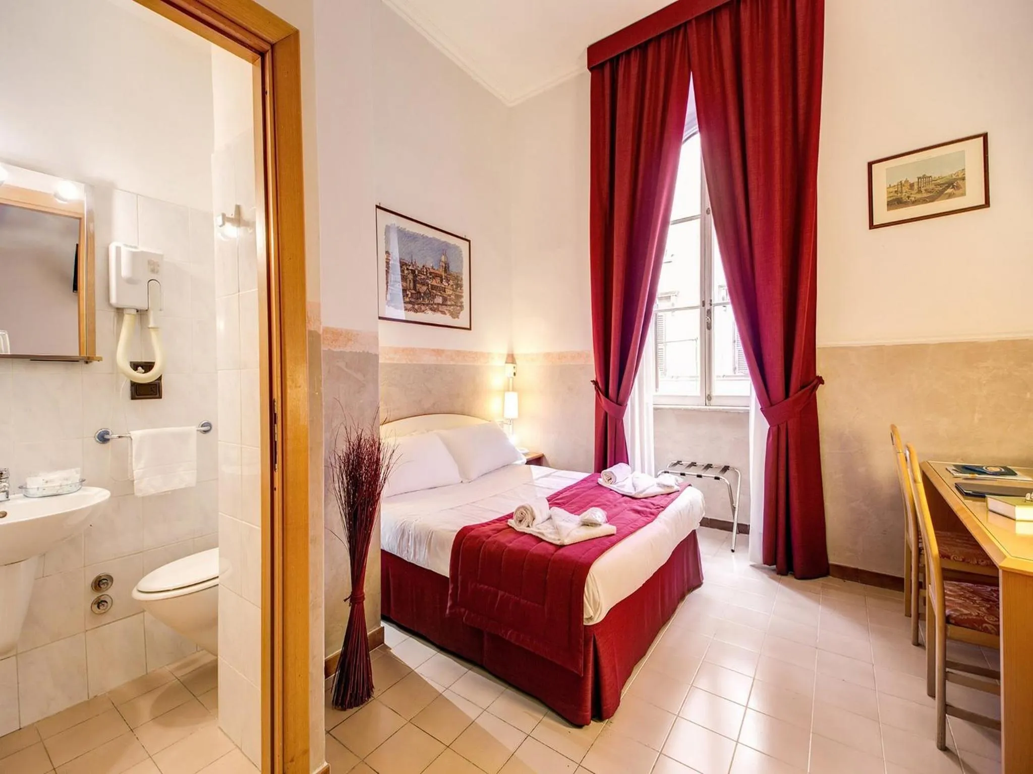 Double Room in Hotel Giotto Flavia