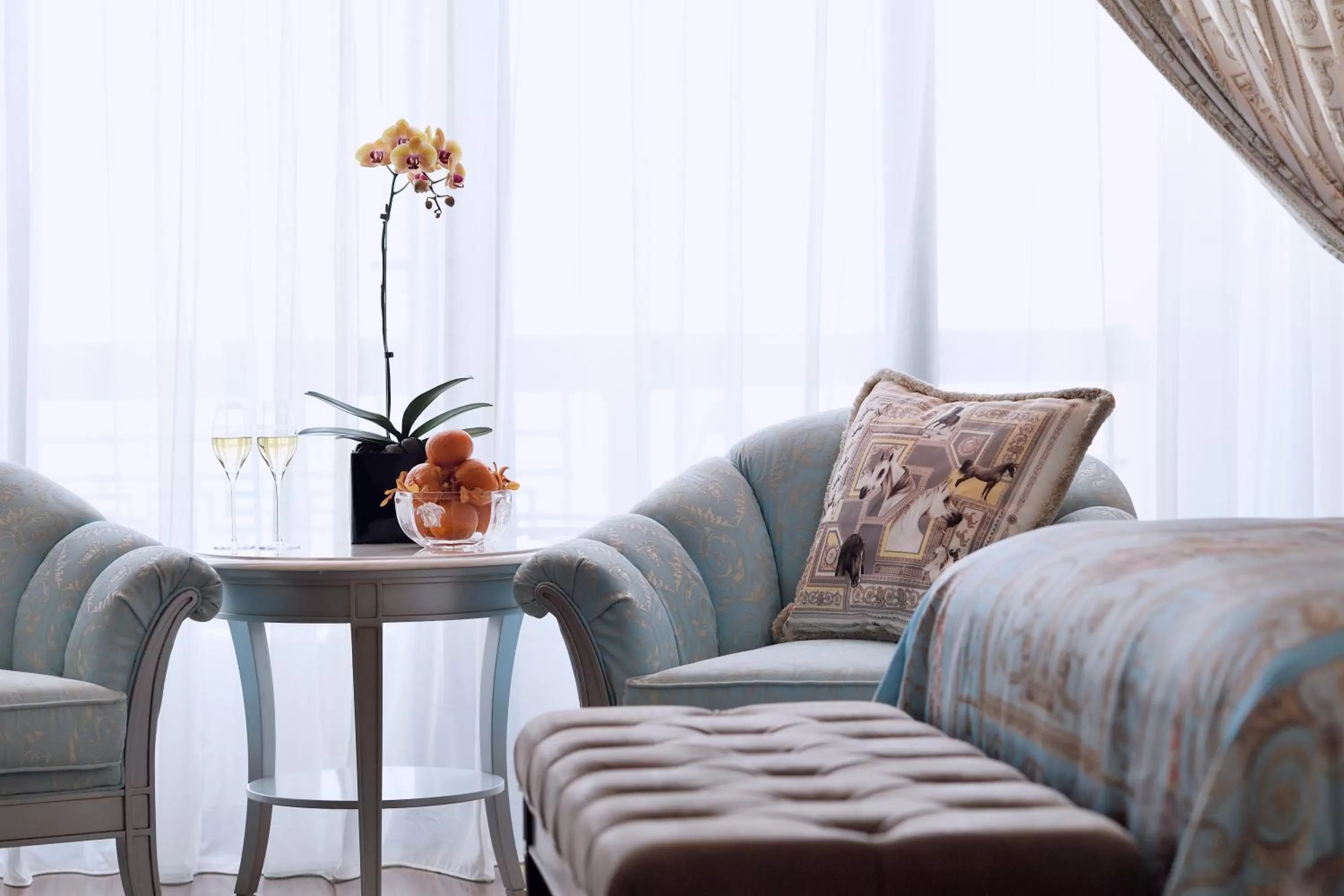 Deluxe Versace Terrace City View in Palazzo Versace Dubai