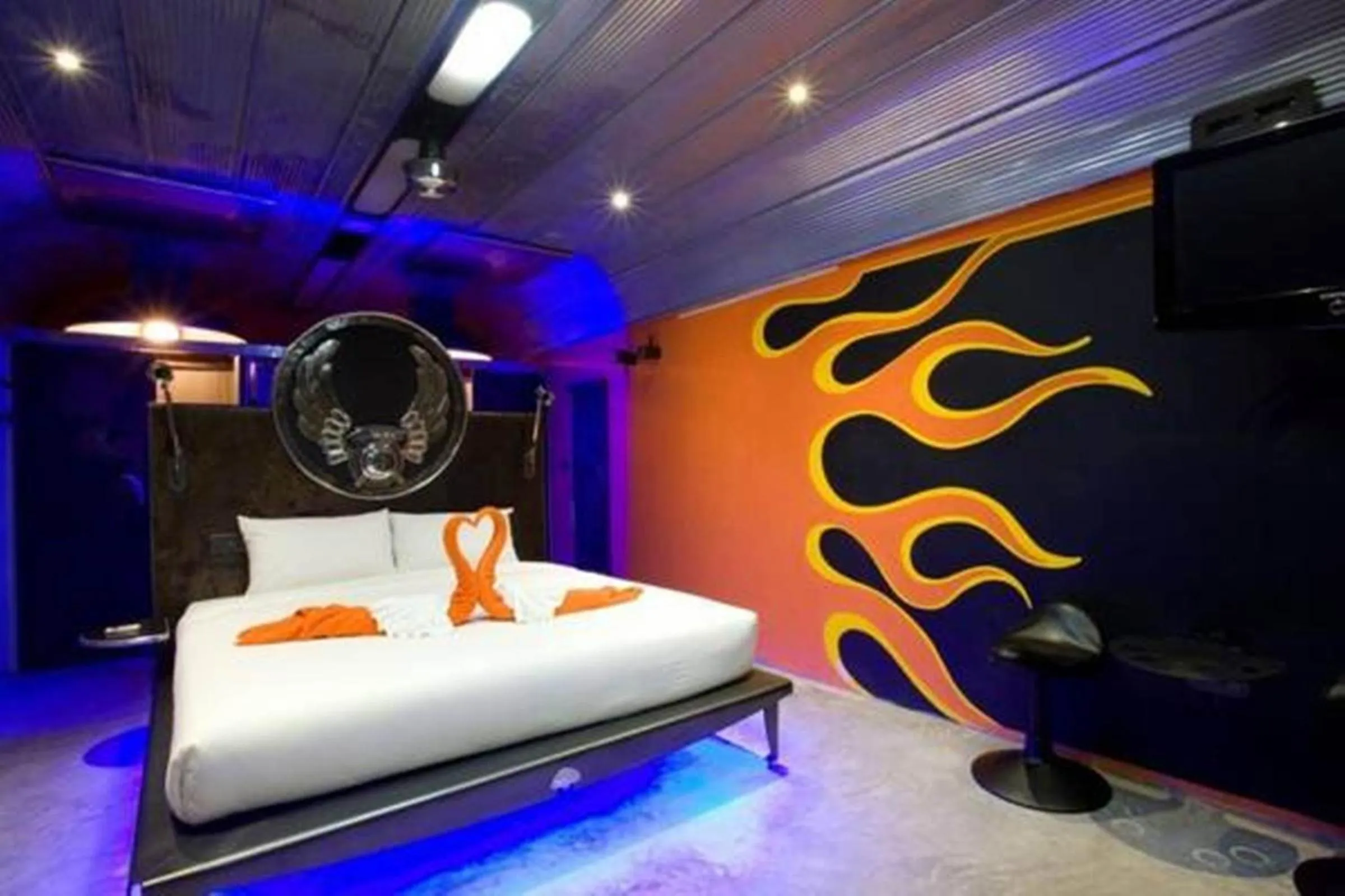 Deluxe Double Room in Nicky's Handlebar