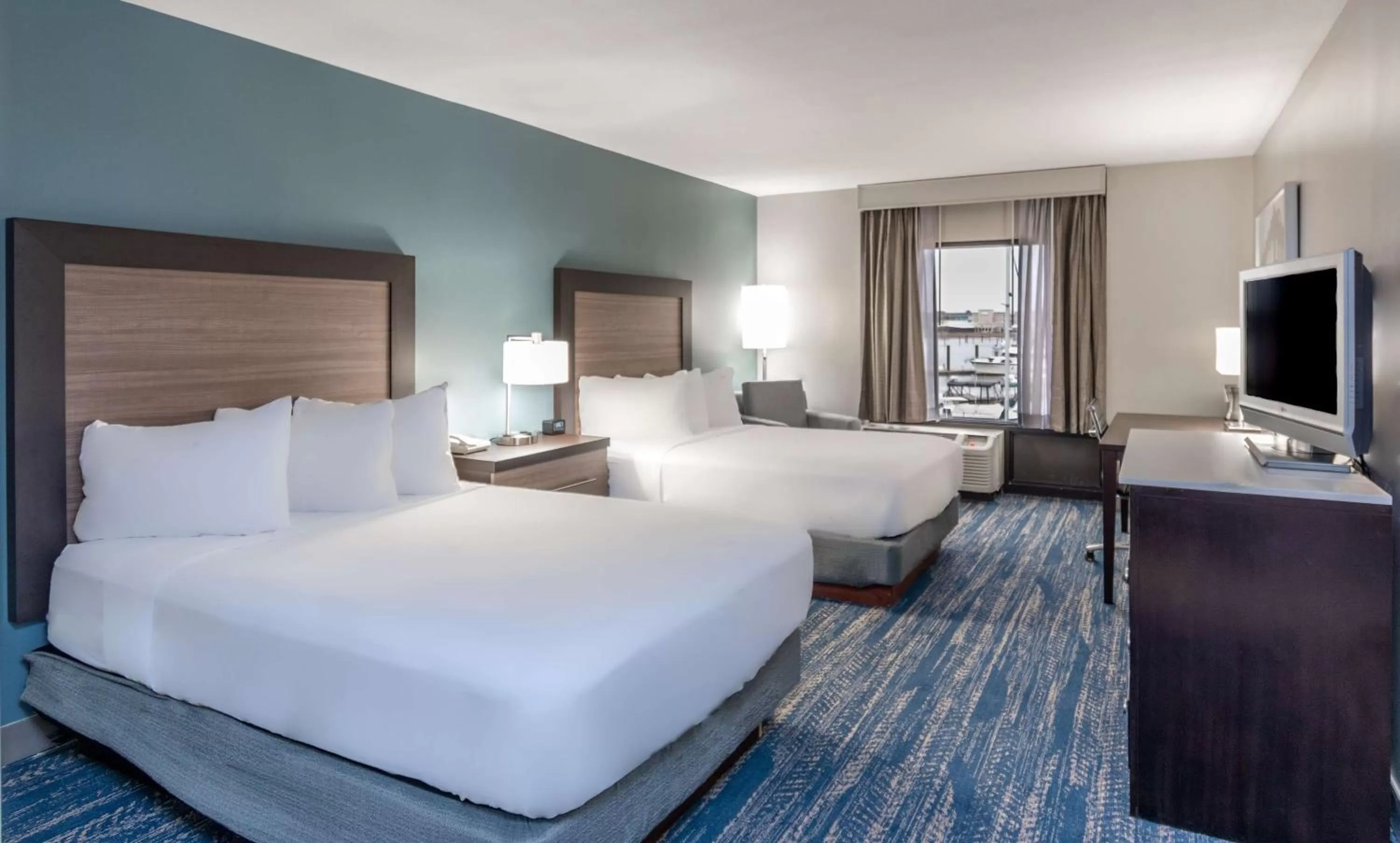 Double Room with Two Double Beds - Mobility Access in DoubleTree by Hilton New Bern - Riverfront