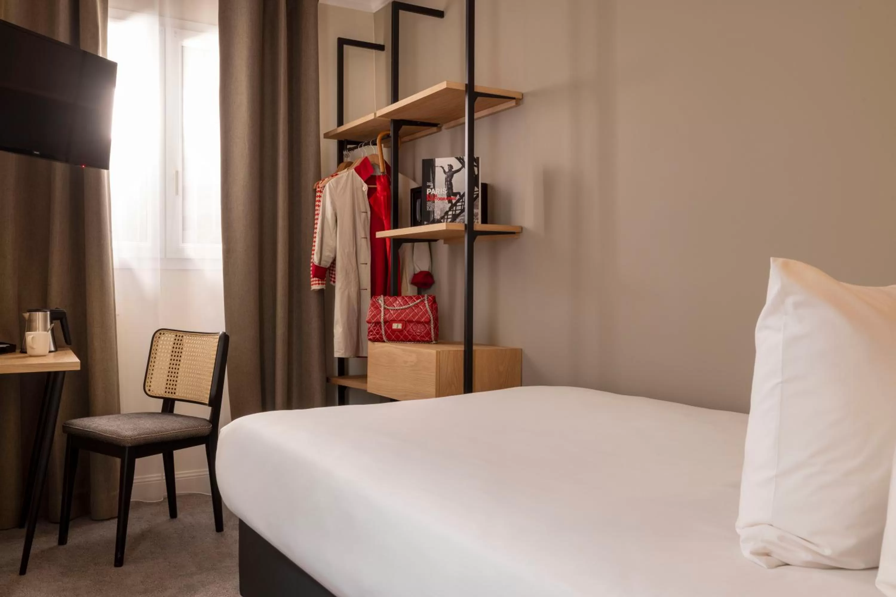 Single Room in Hotel Abbatial Saint Germain
