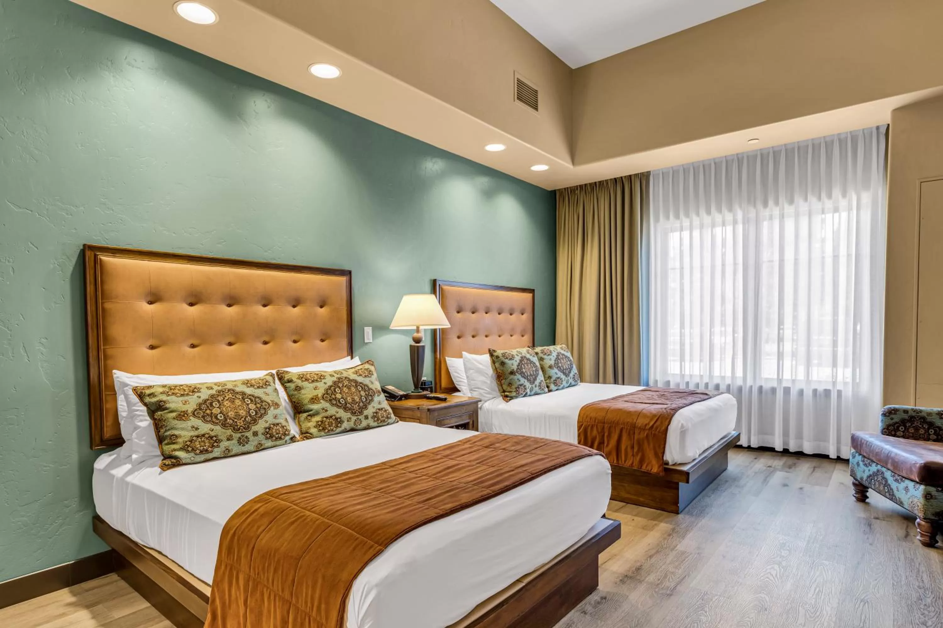 Queen Room in The Murieta Inn and Spa