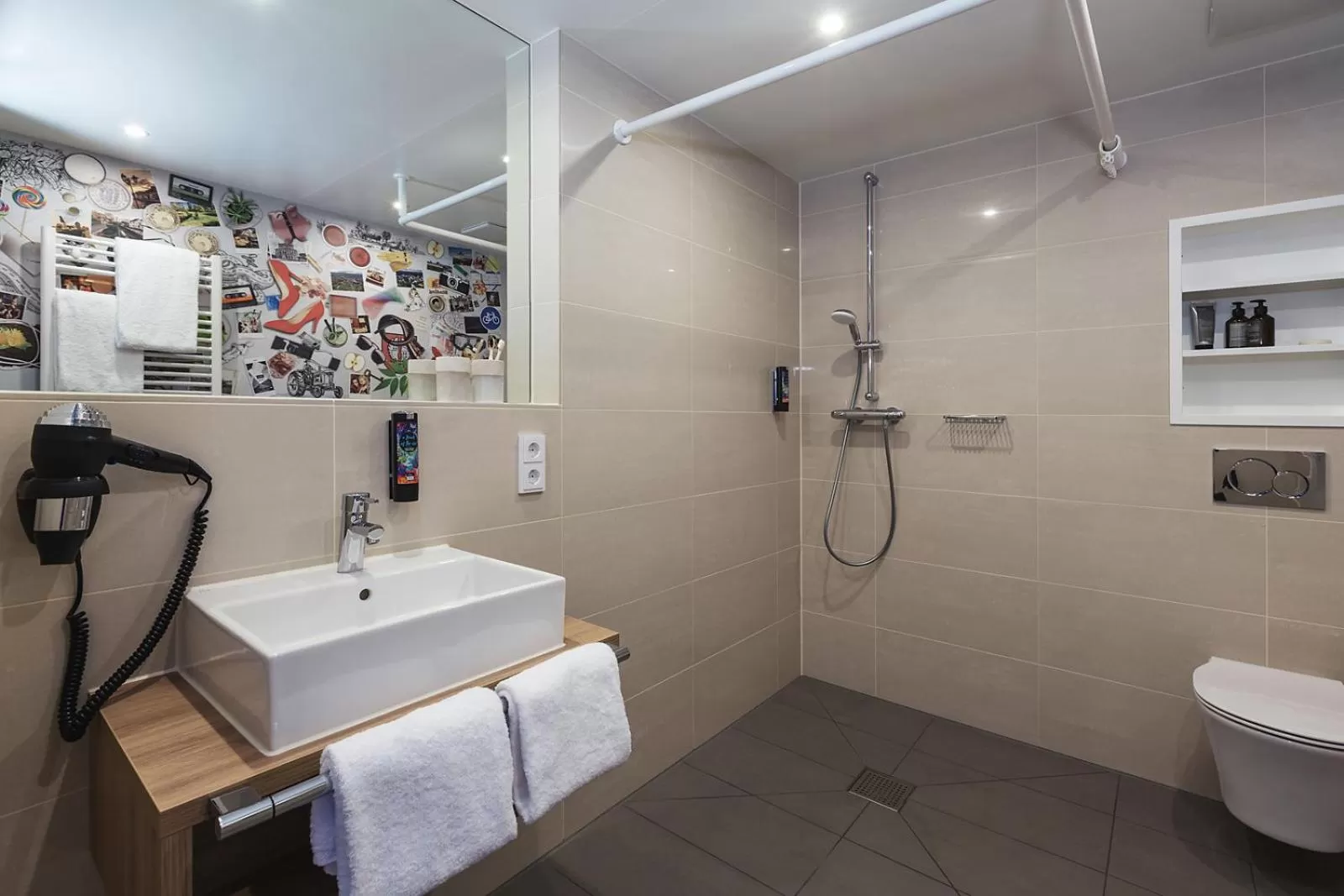 Premium Queen Room with Kitchenette and Accessible in Holiday Inn - the niu, Belt Frankfurt Eschborn by IHG