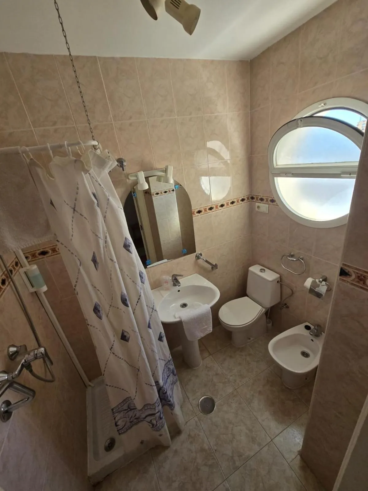 Single Room in Hotel Betania