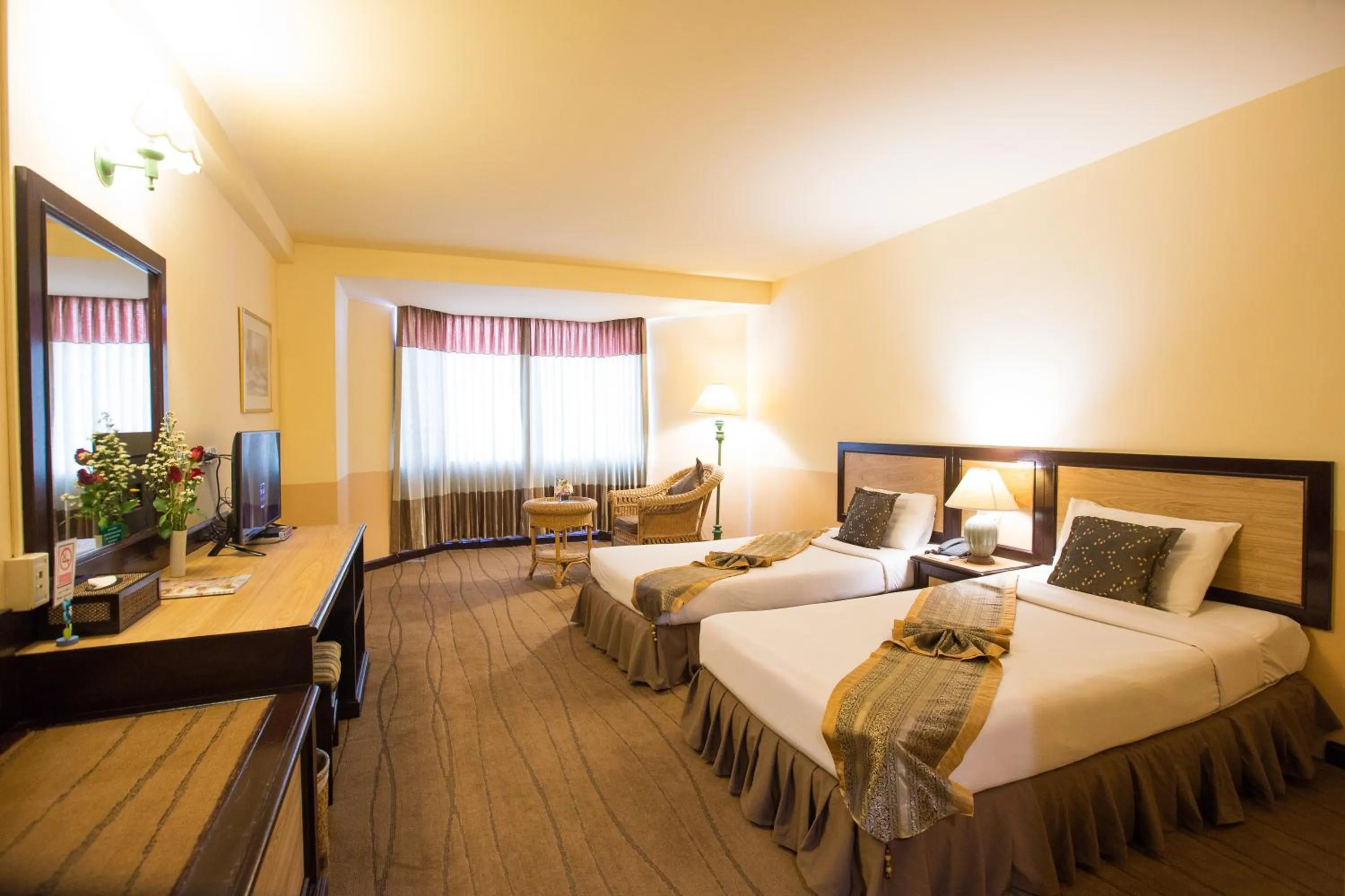 Superior Twin Room in Phayao Gateway Hotel