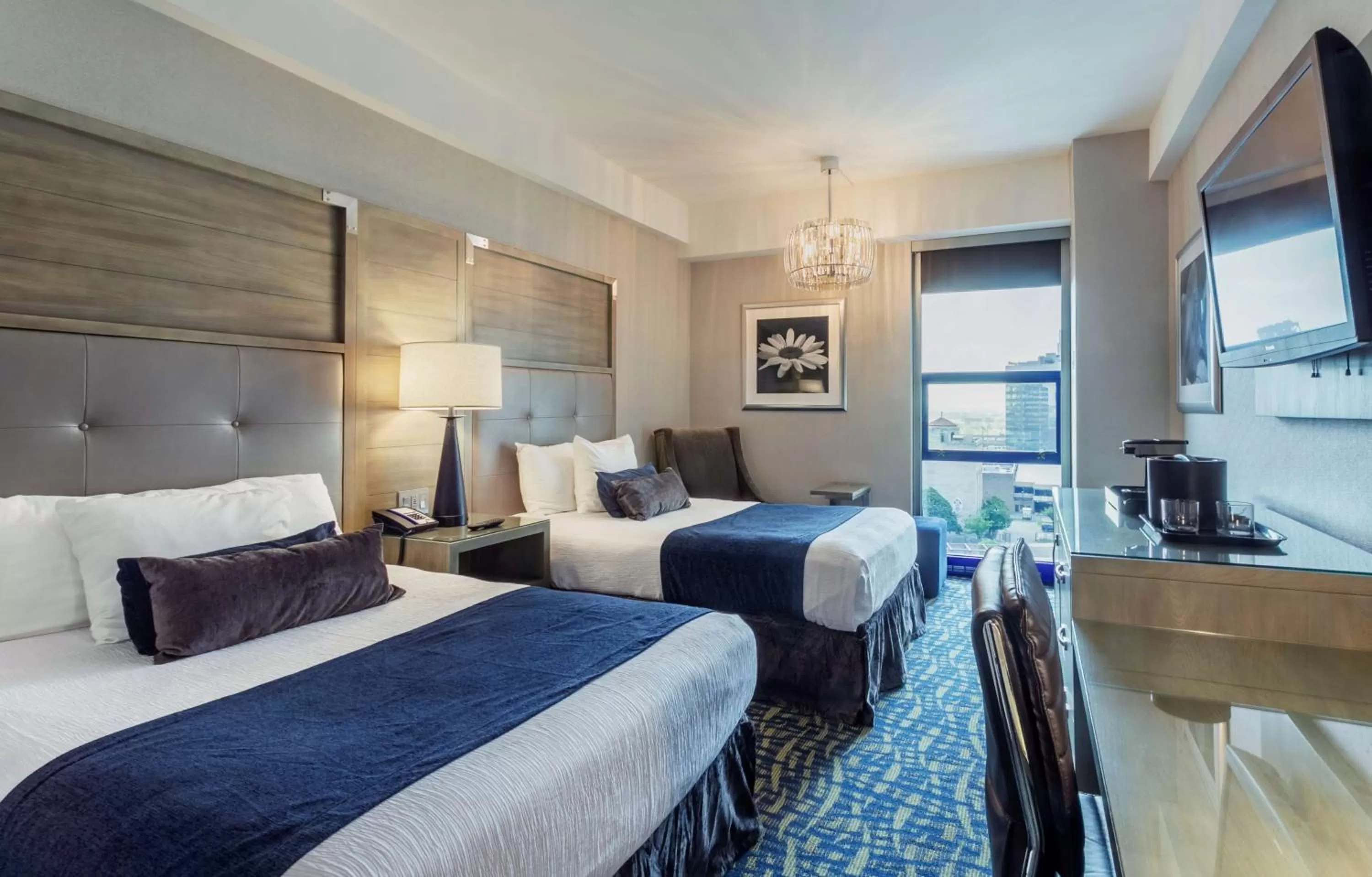 Double Room with Two Double Beds - Non-Smoking in Robert Treat Hotel