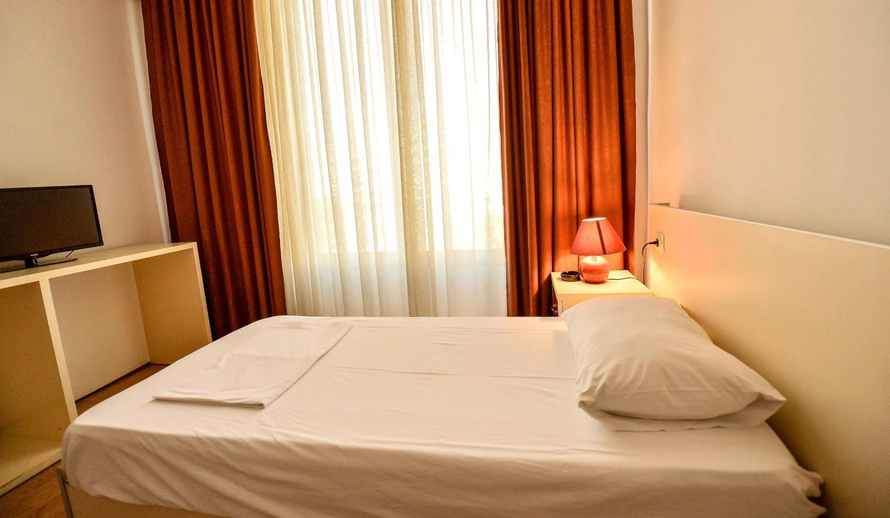 Single Room in Hotel Argenti