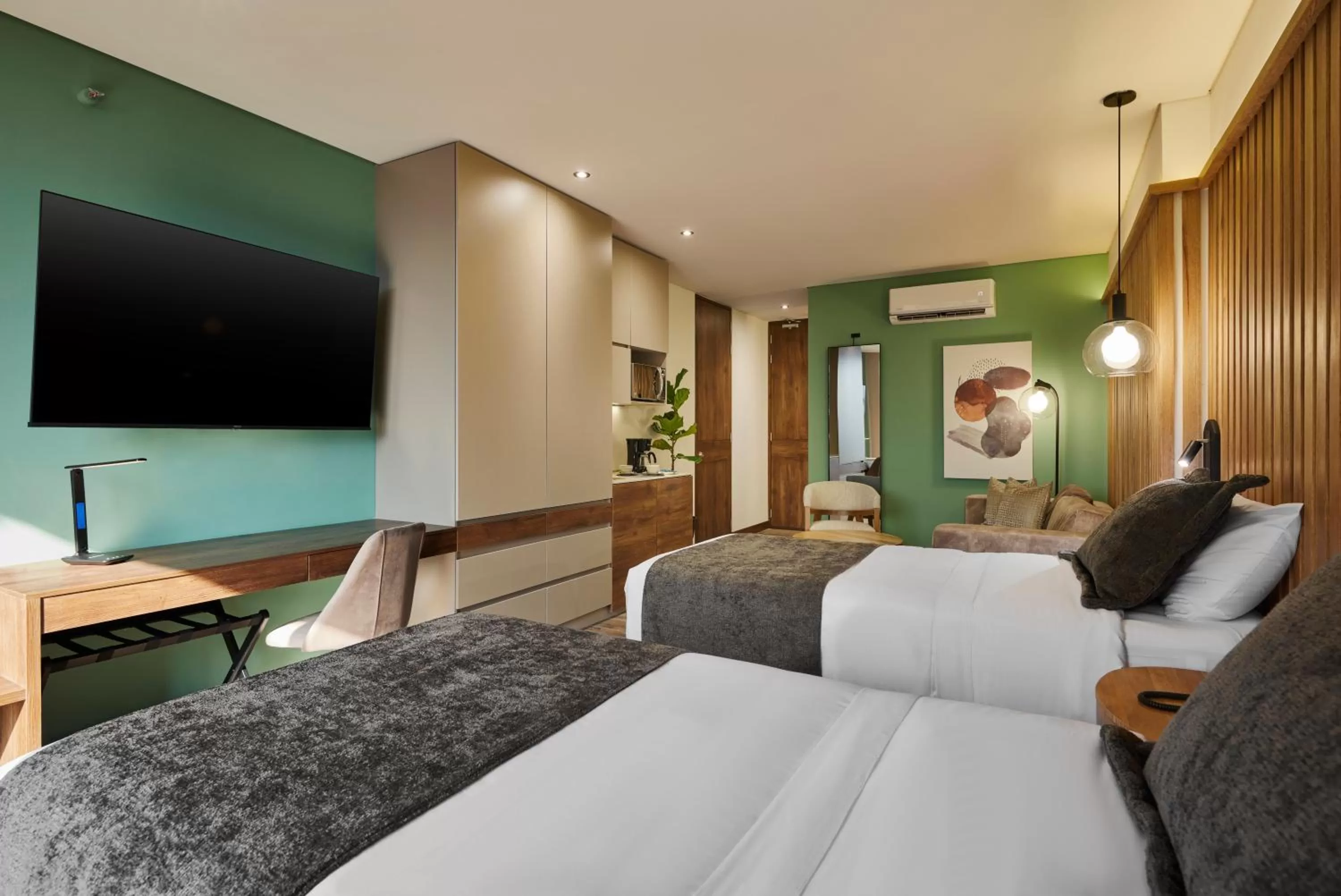 Twin Room with Balcony in Blues Suites Medellín