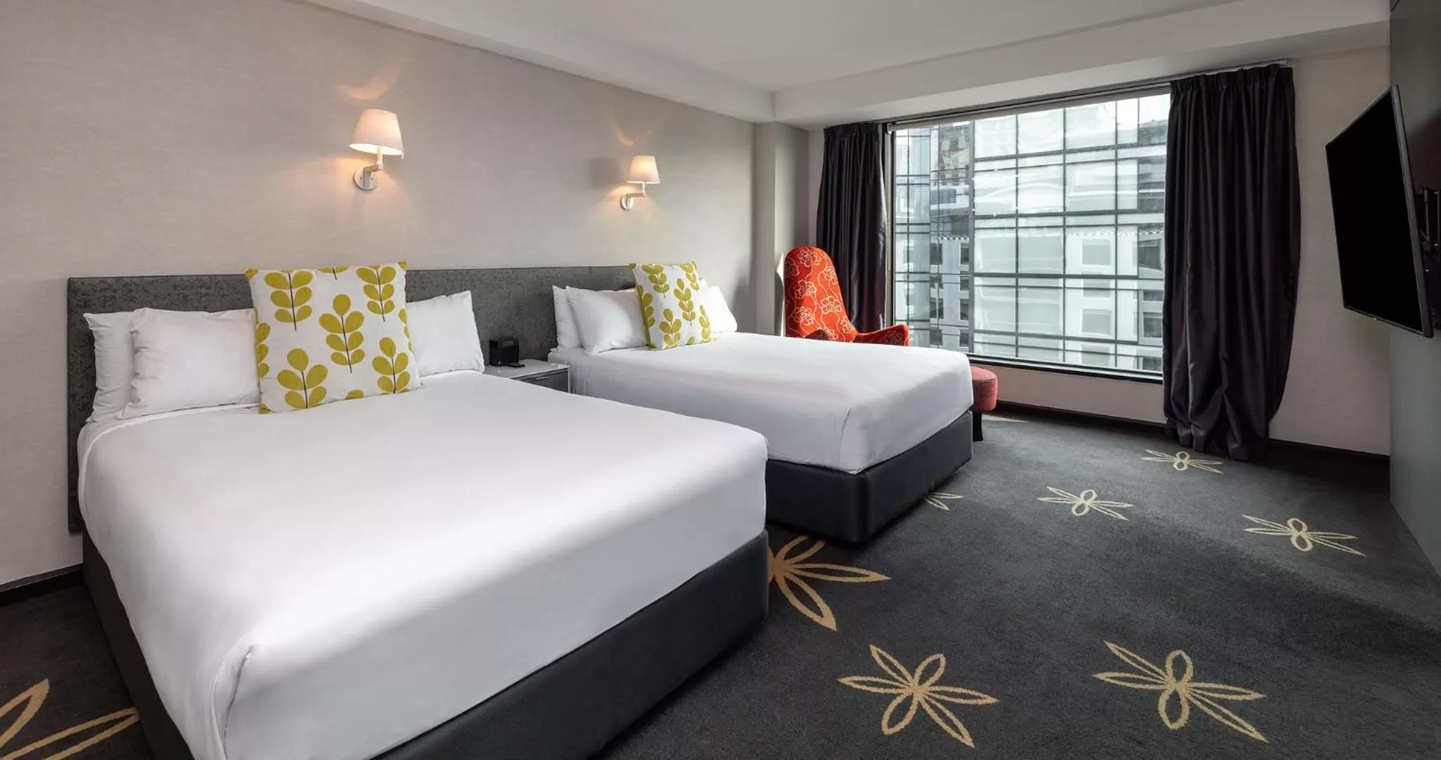 Premium Twin Suite with Two Double Beds in SkyCity Hotel Auckland
