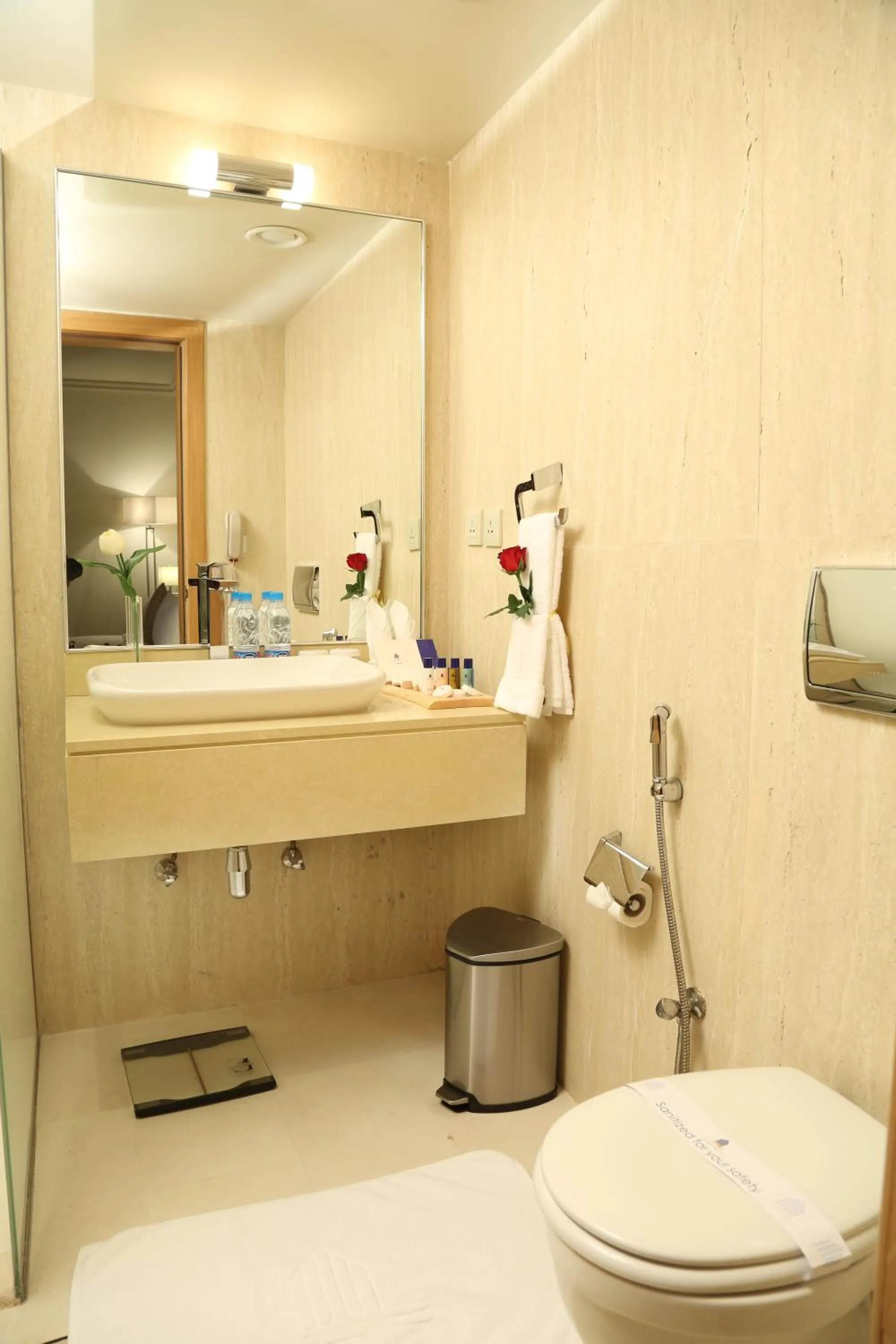 Standard Queen Room in Dammam Palace Hotel