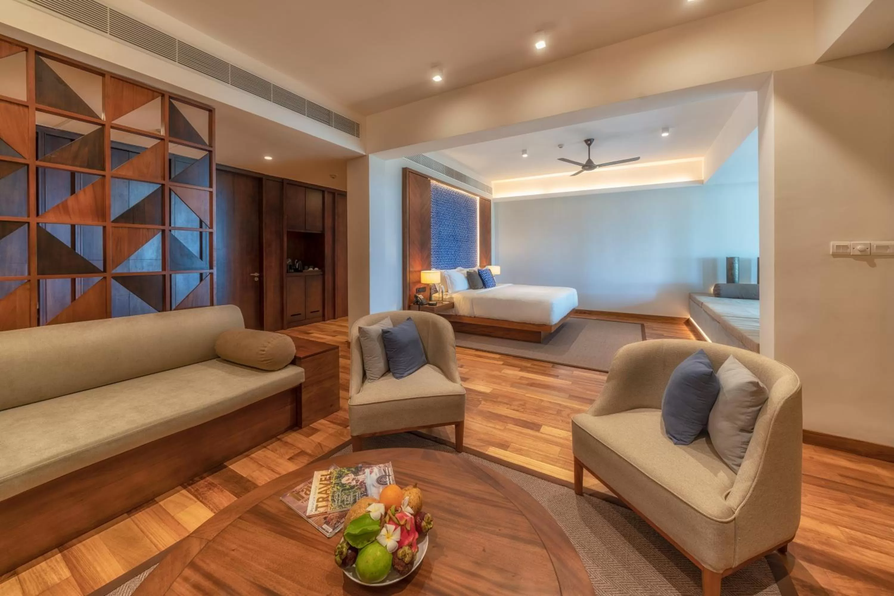 Plunge Pool Suite - Complimentary sundowner cocktail from 4:30 to 5:30 pm in Le Grand Galle