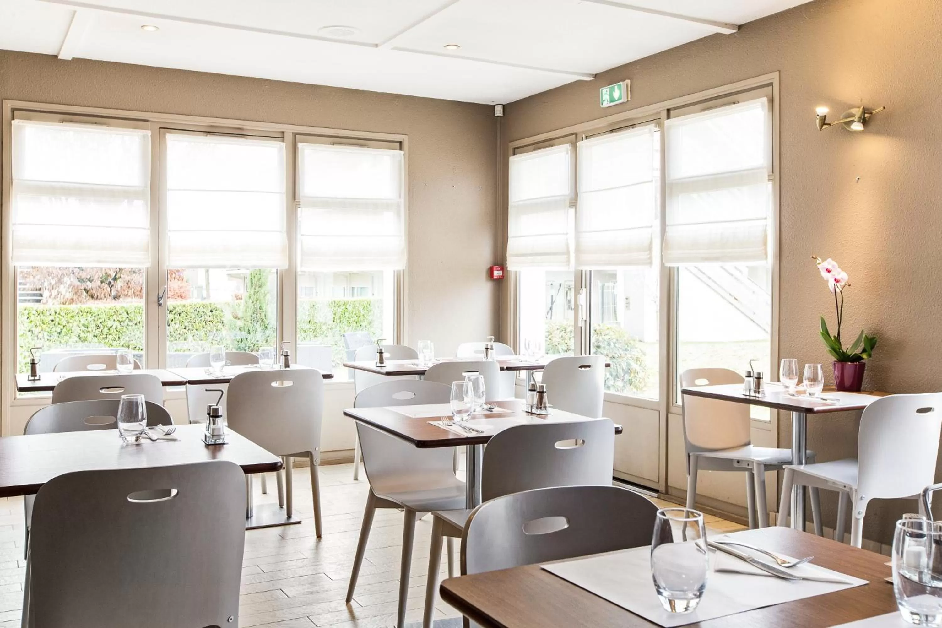 Restaurant/places to eat in Campanile Gueret