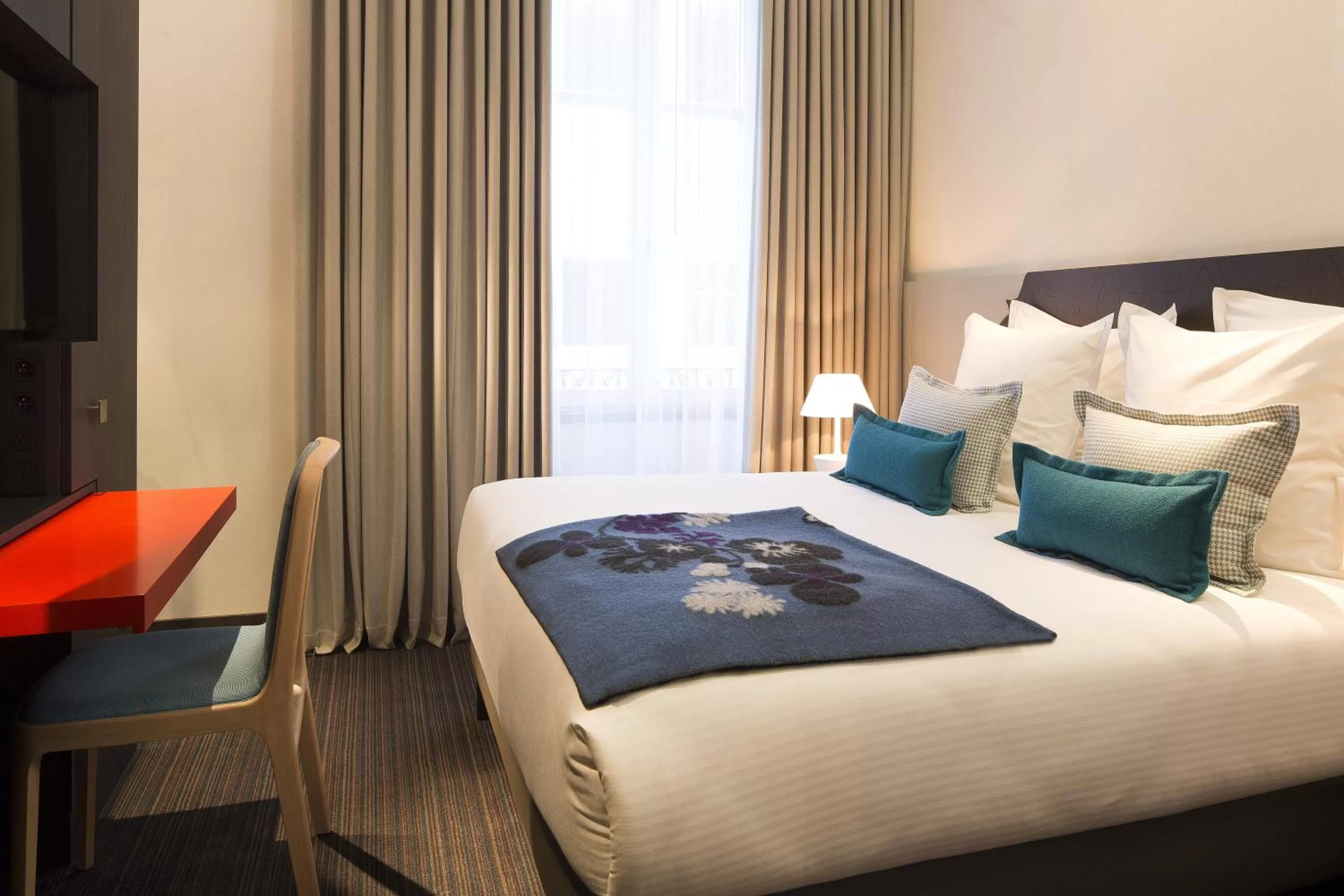 Double Room in Hotel D - Strasbourg