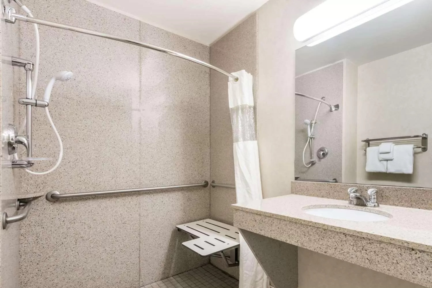 King Suite with One King Bed - Bathtub with Grab Bars - Mobility Accessible - Non-Smoking in Wingate by Wyndham Moab