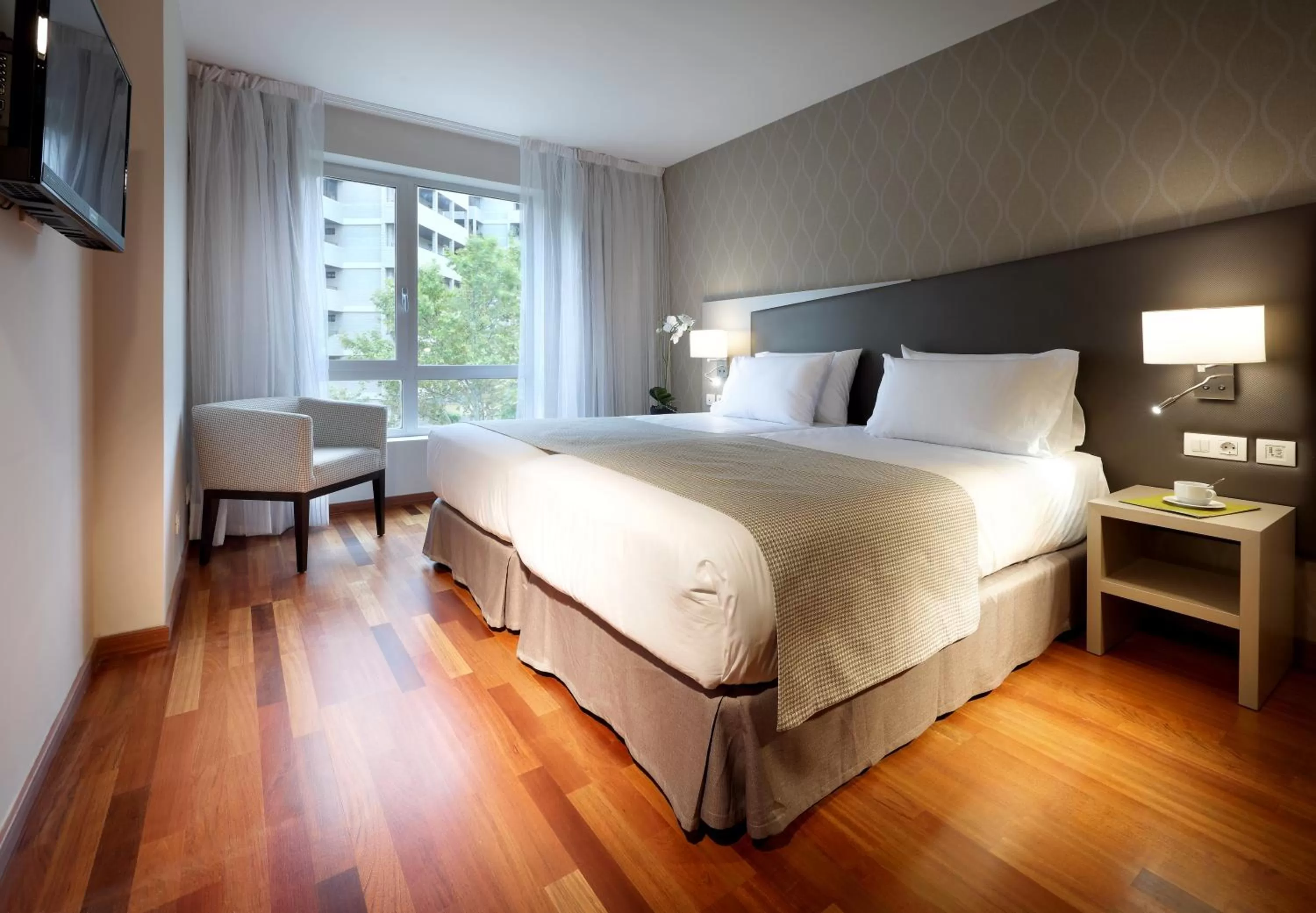 Double Room with Parking in Exe Zaragoza WTC