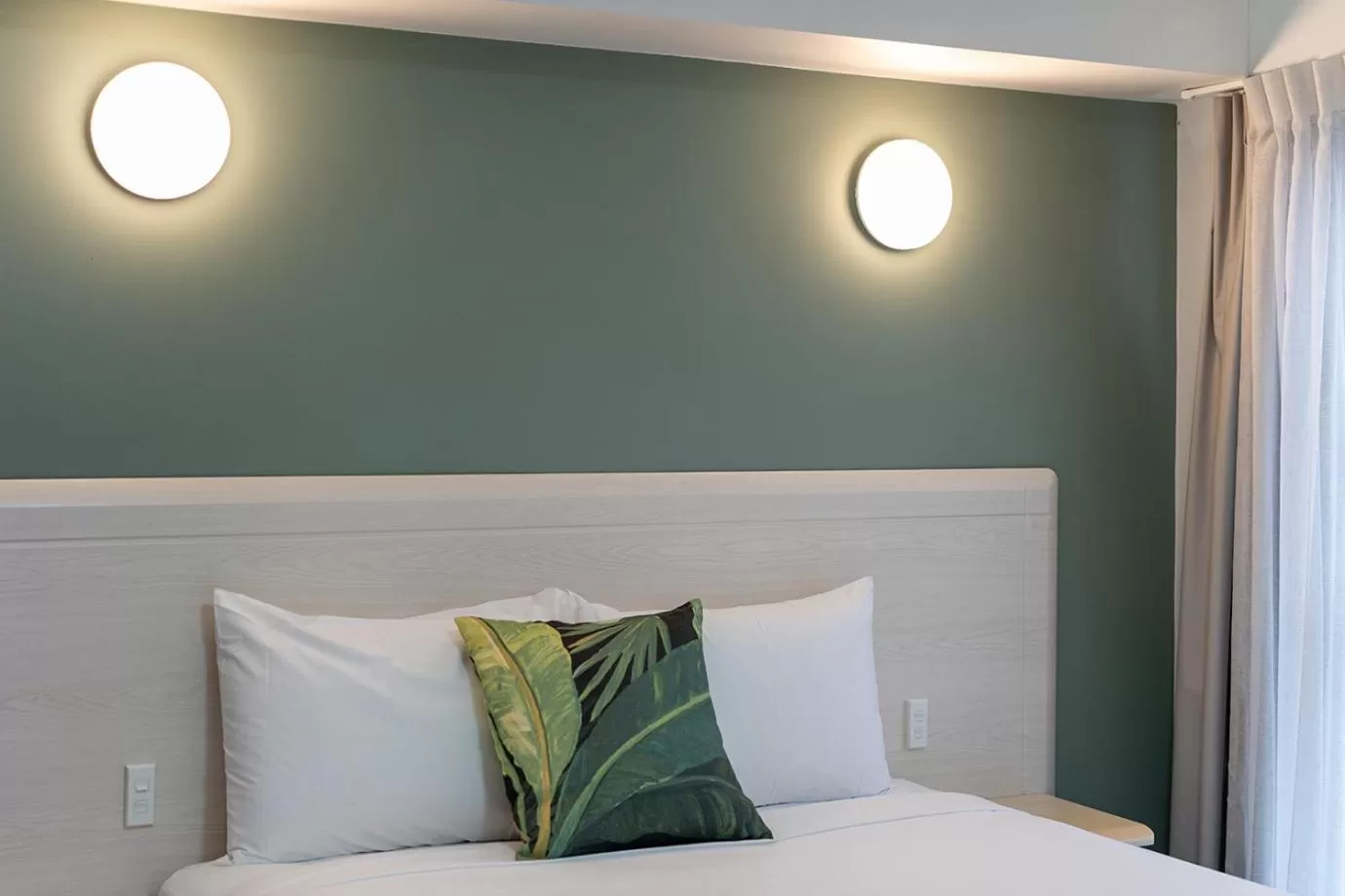 Two-Bedroom Apartment without Kitchen in Mercure Wellington Central City Hotel and Apartments